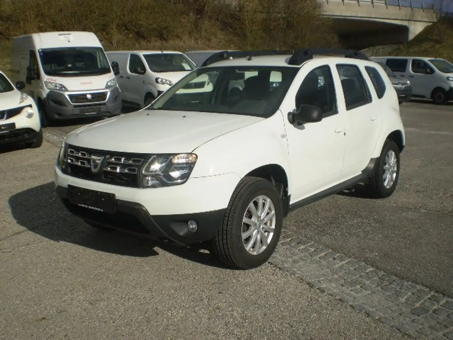 Dacia Duster Lauréate dCi 110 S Weiß - 1