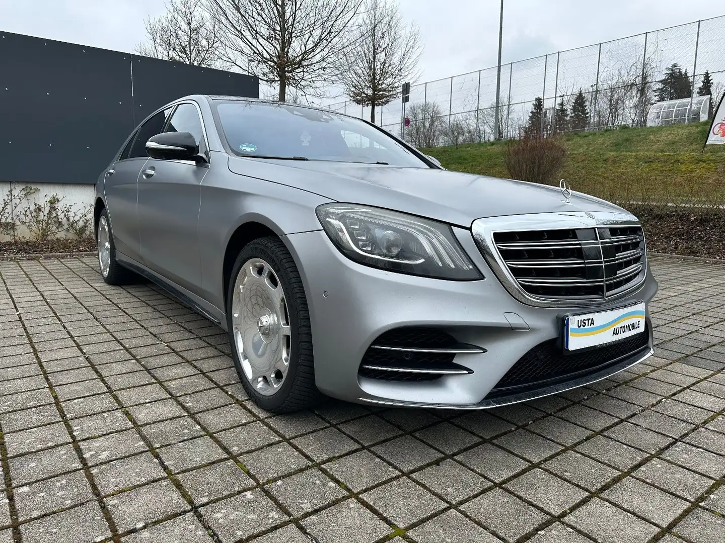 Mercedes-Benz S 560 4Matic L AMG/Design/Pano/ChaufferPaket/Fu Grau - 2