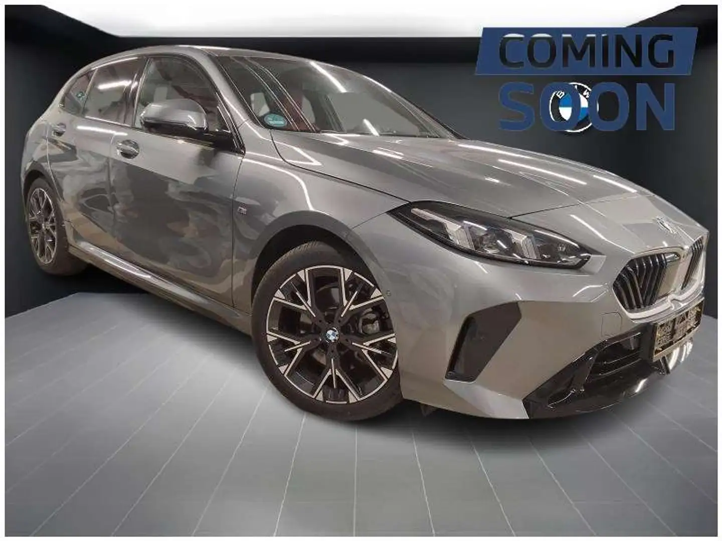 BMW 120 PACK M // 2024 Gris - 1