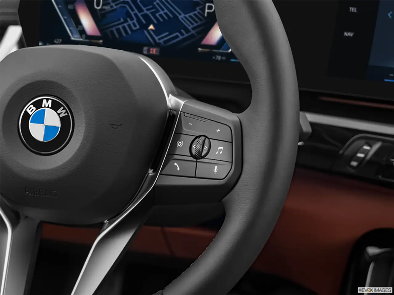 BMW X1 снимка BMW X1