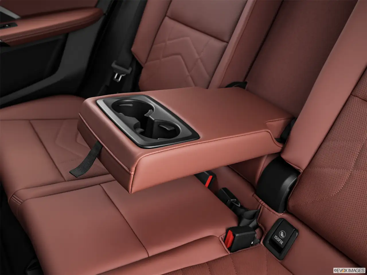 BMW X1 снимка BMW X1