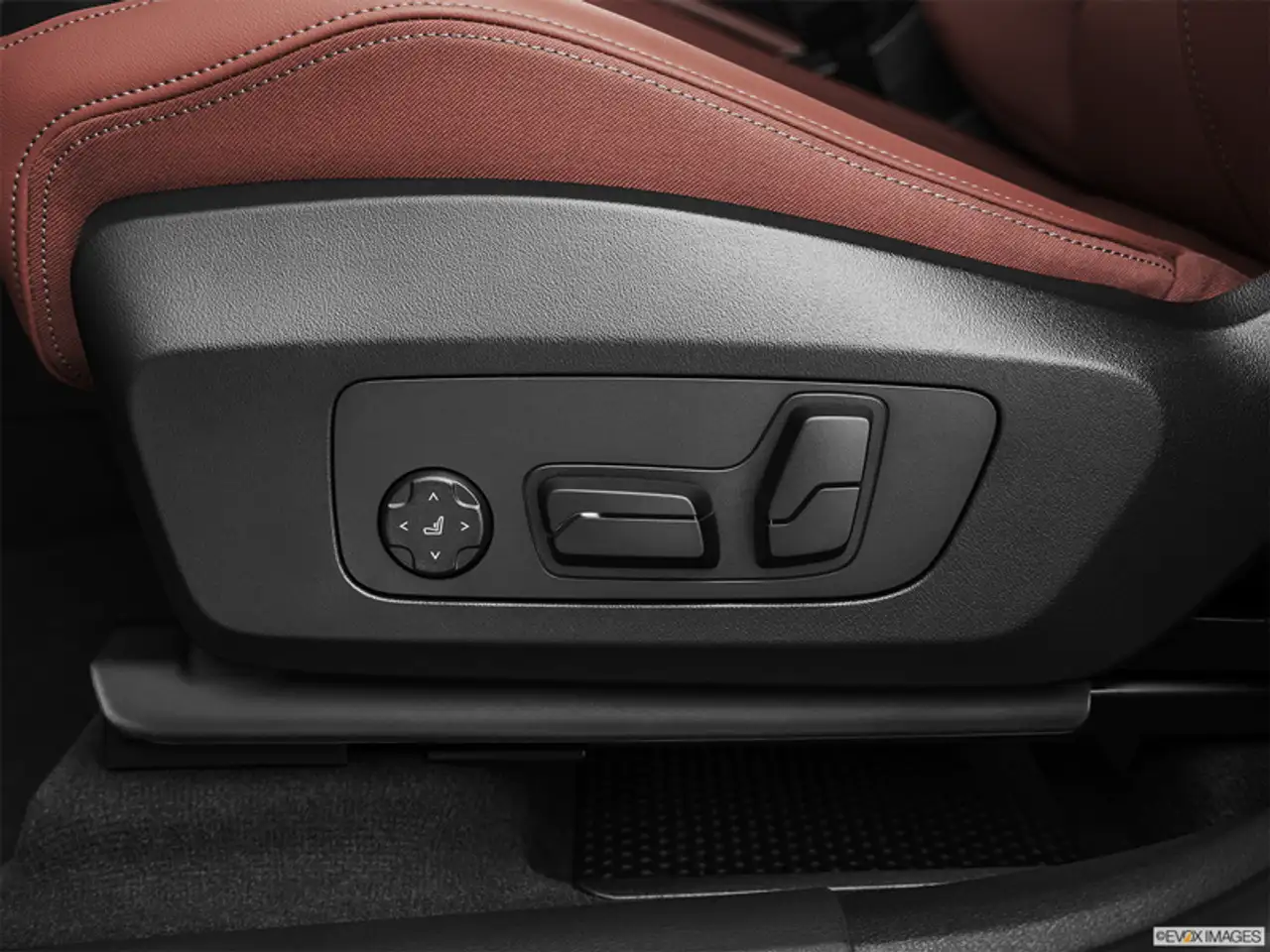 BMW X1 снимка BMW X1