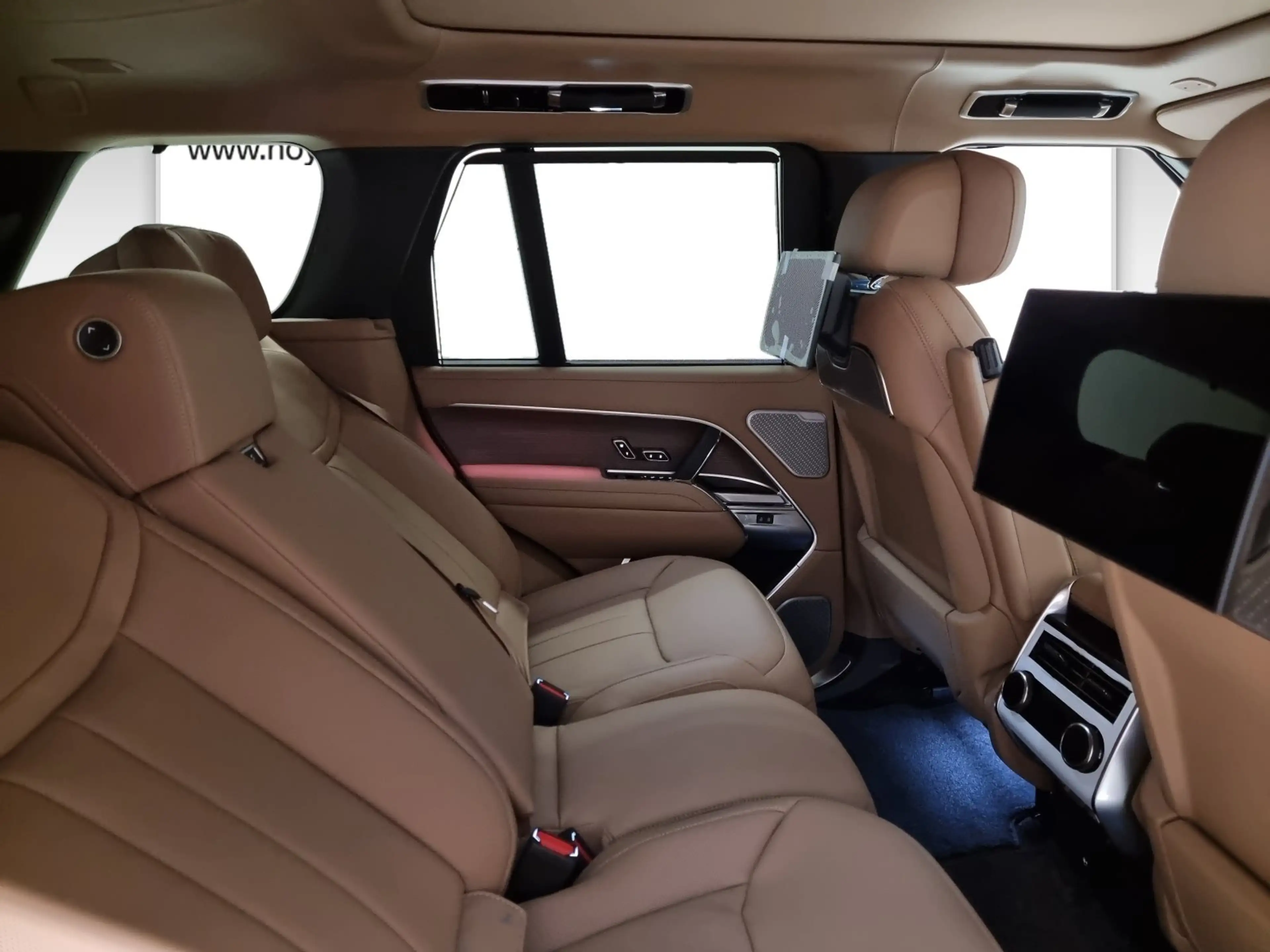 Land Rover Range Rover 3.0 D350 Autobiography SWB AHK STHZ — photo 8