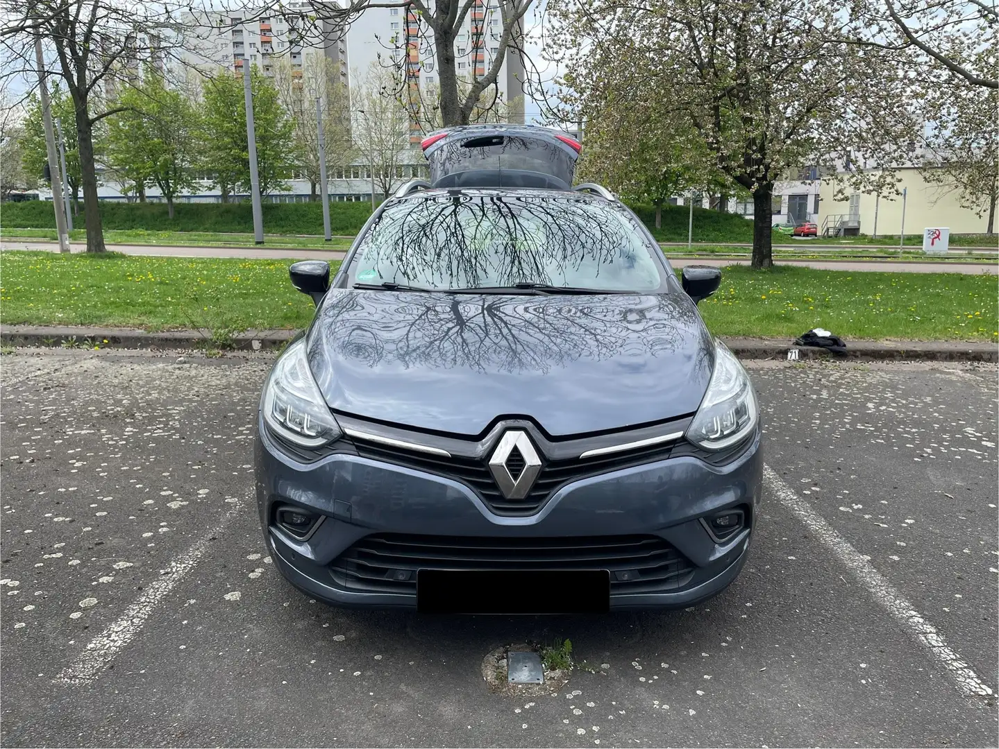 Renault Clio Clio Grandtour Energy TCe 120 Bose Edition Grau - 1