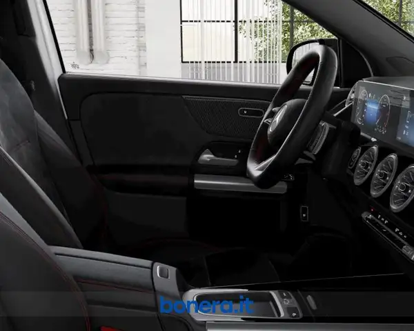 Mercedes-Benz Gla view 7