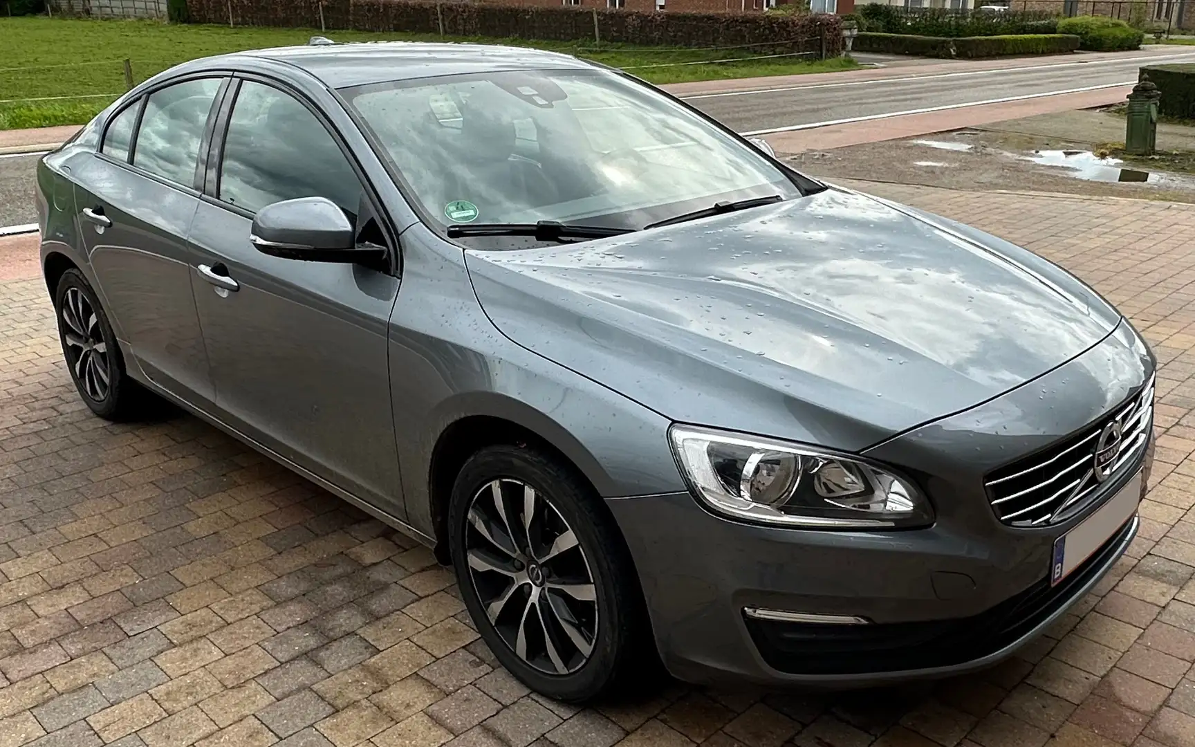 Volvo S60 S60 D2 Kinetic Gris - 1