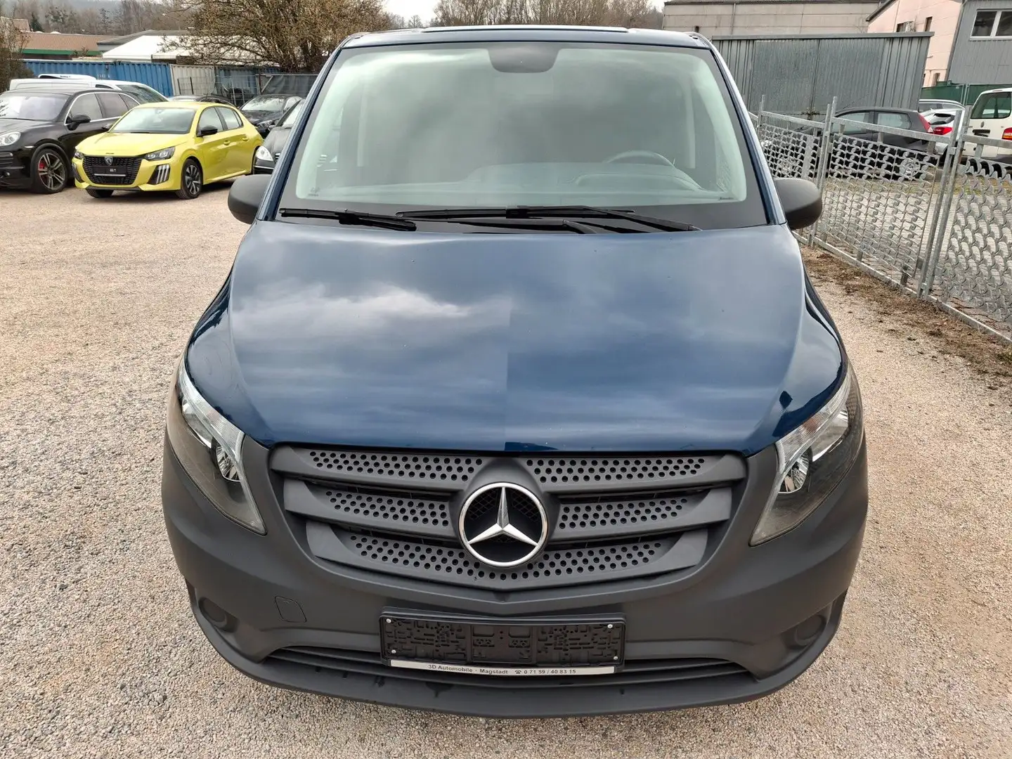 Mercedes-Benz Vito Mixto 114 CDI  lang,Navi,Kamera,AHK,18479€N Blue - 2