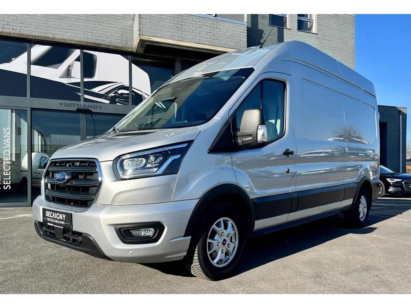 Ford Transit 2.0D 185PK L3H3*LIMITED*NAVI*CARPLAY*CAMERA*TREKHA Grijs - 1