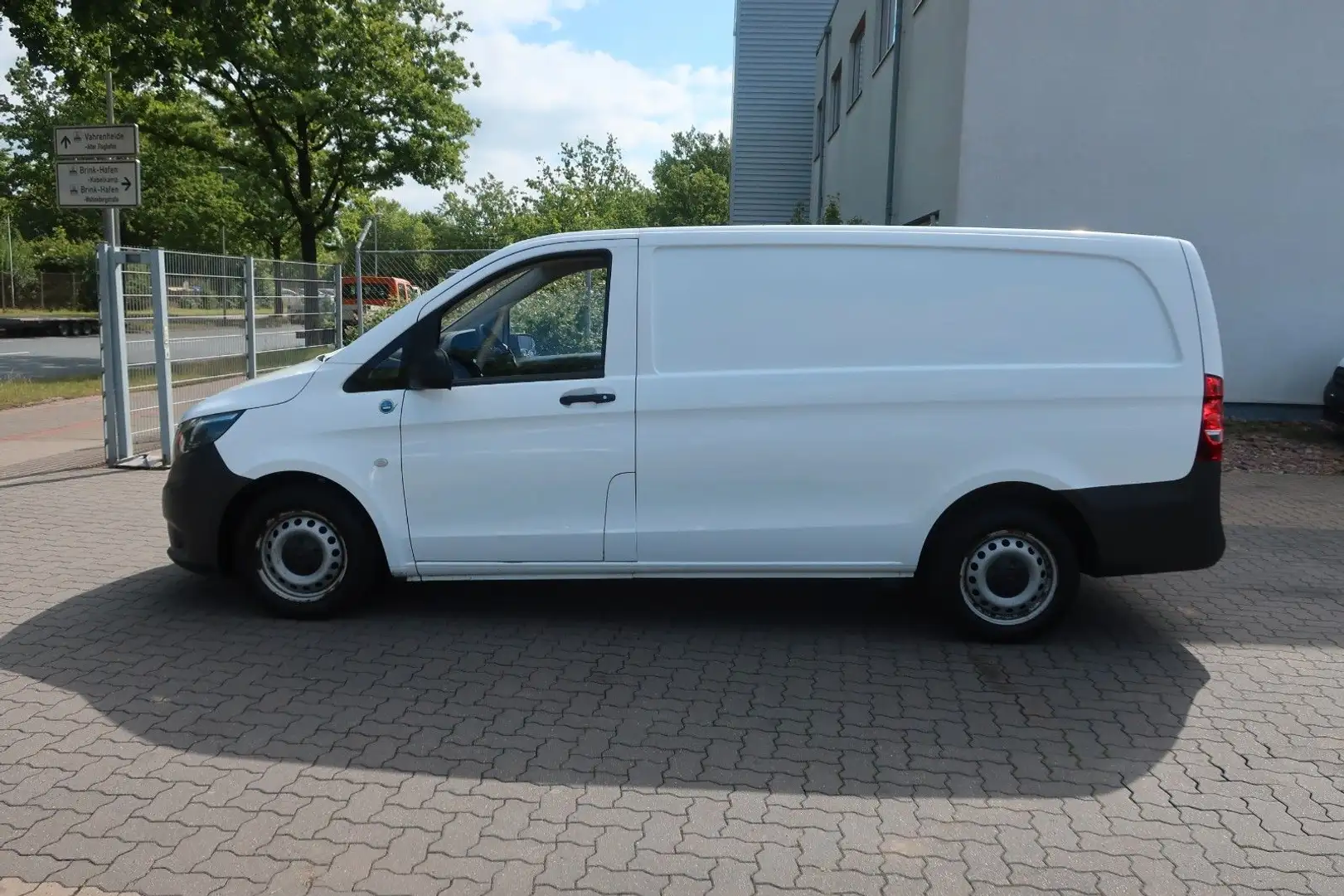Mercedes-Benz Vito 109 CDI lang / 1. Hand / Kühlkastenfahrzeug Weiß - 2