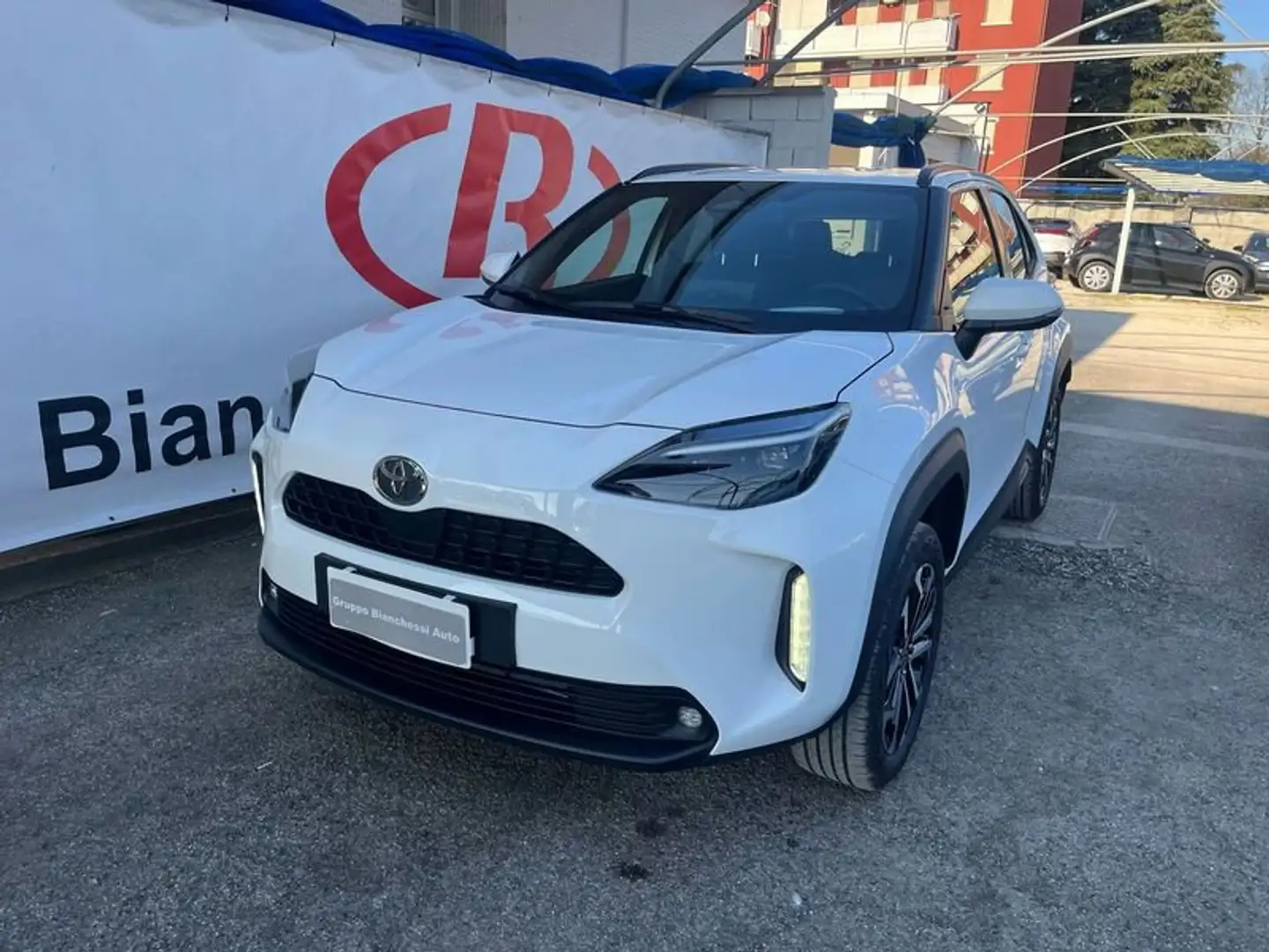 Toyota Yaris Cross 1.5 Hybrid 115 CV 5p. E-CVT Trend - 1