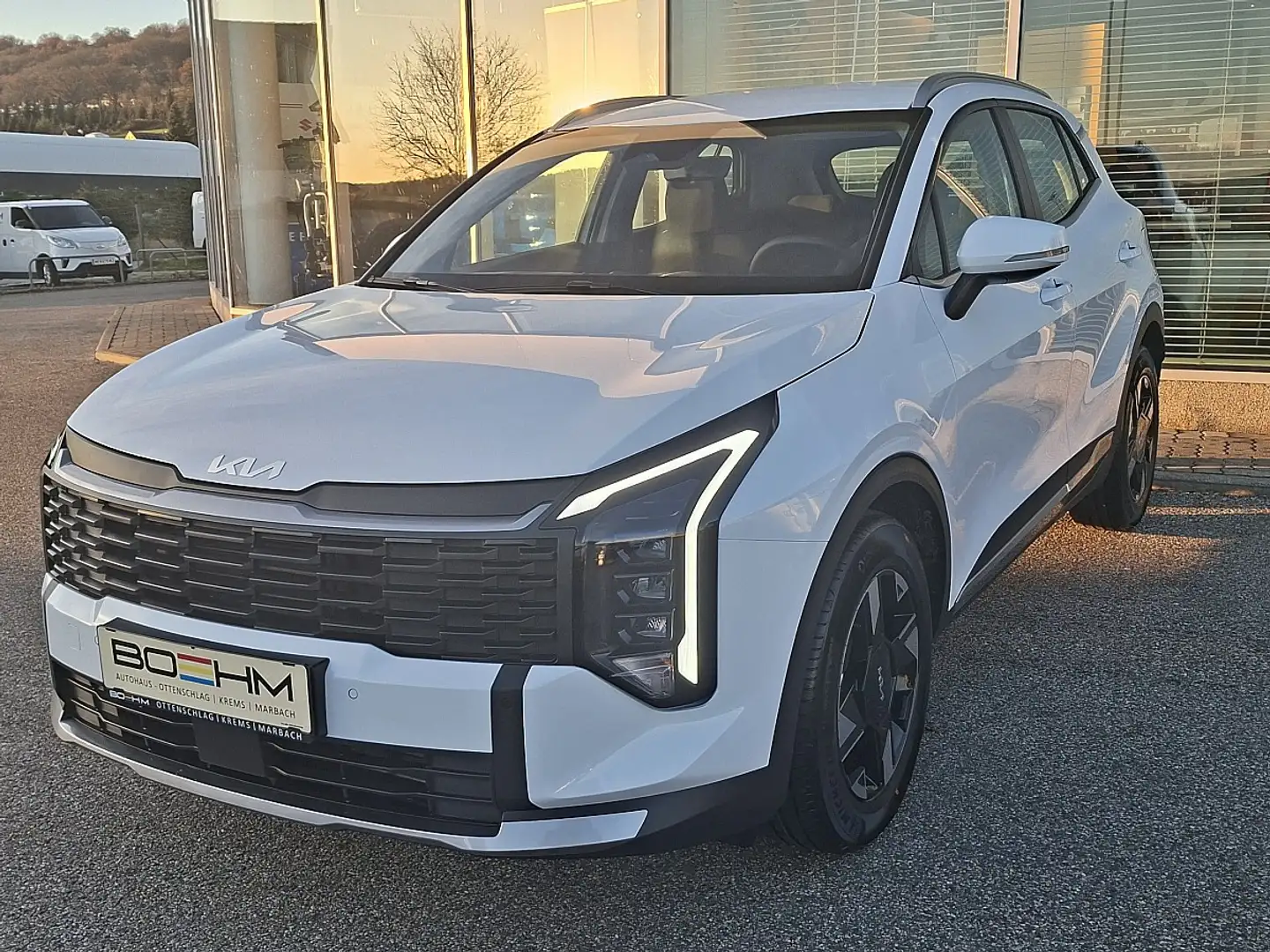 Kia Sportage 1,6 TGDI Titan Weiß - 1