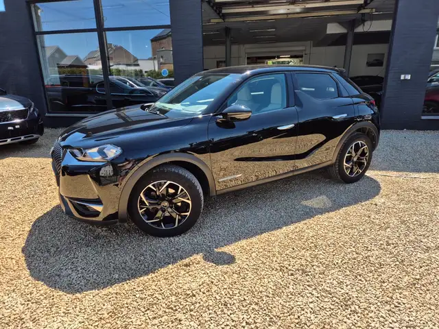 DS Automobiles DS 3 Crossback DS 3 CROSSBACK 100 CV ** RIVOLI ** CUIR ** NAVI ** GARANTIE **