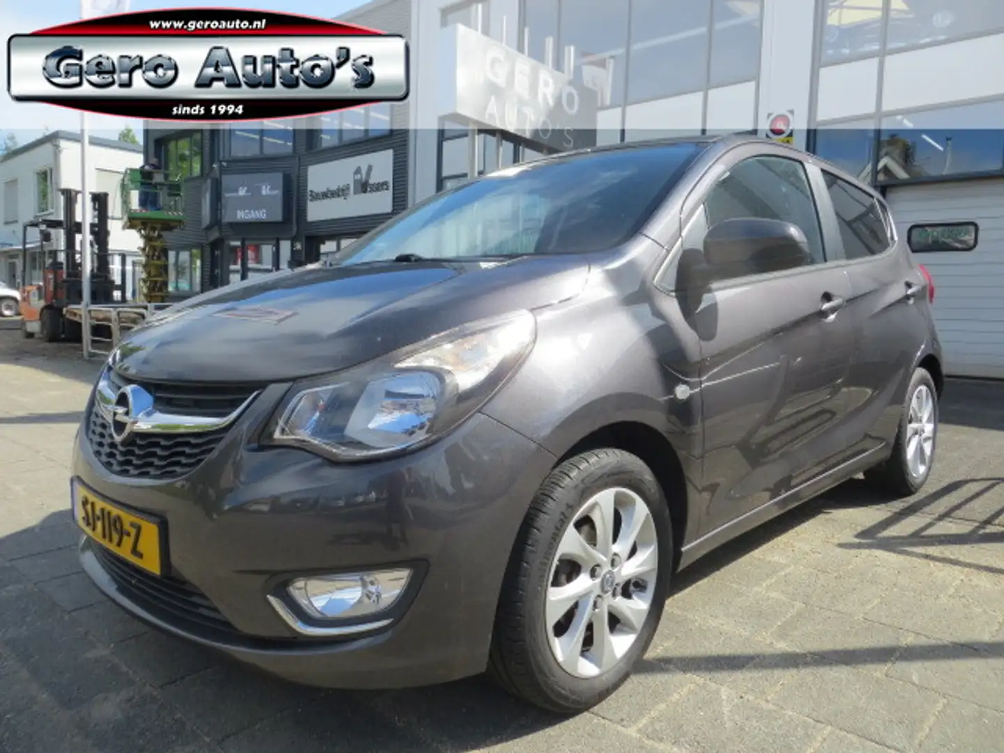 Opel Karl 1.0 ecoFLEX Cosmo airco ecc ,cruise control,leder, Grijs - 1