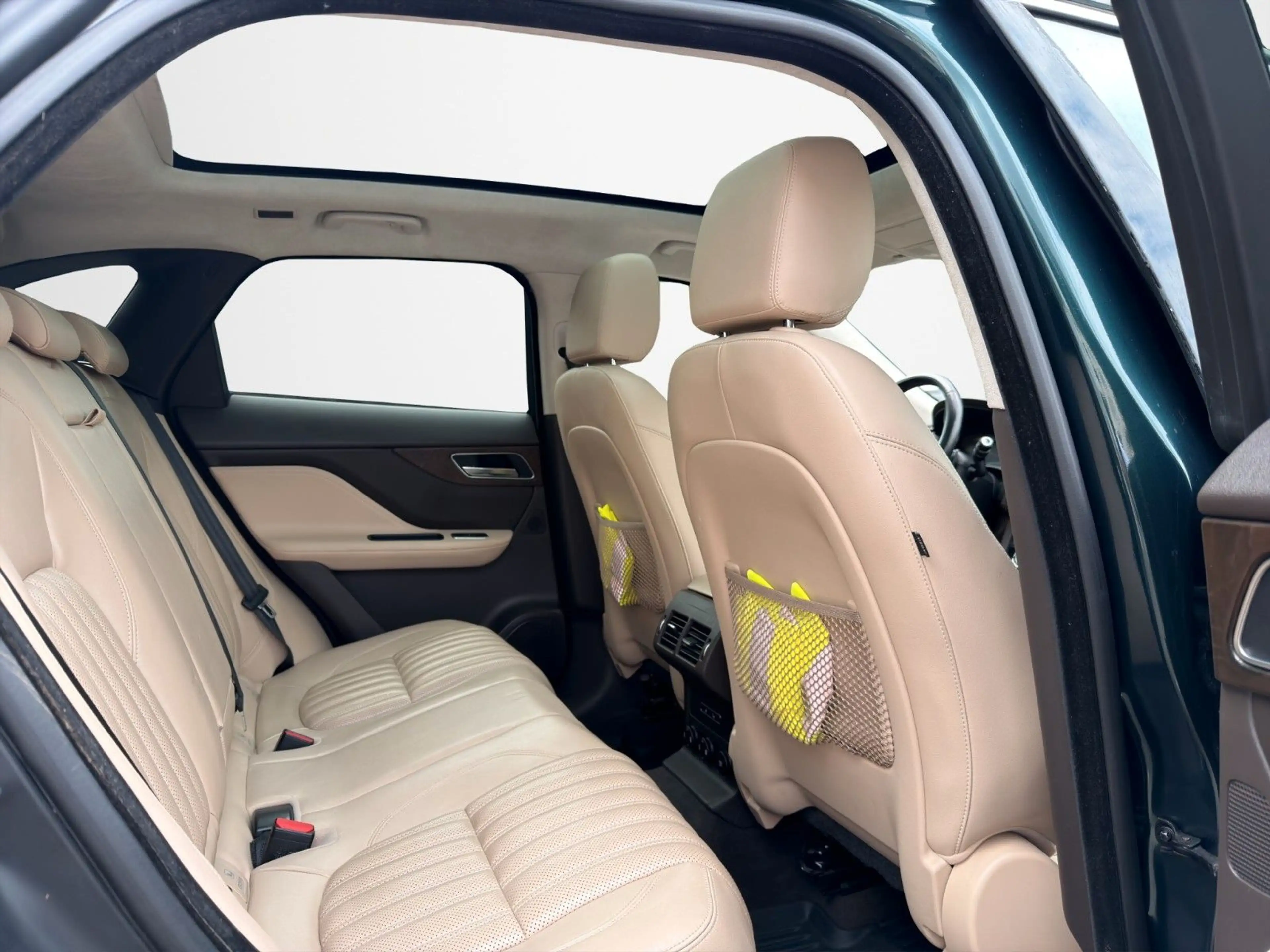 Jaguar F-Pace F-PACE PORTFOLIO AWD! 360° ! HEAD-UP! STANDHZ! — photo 13