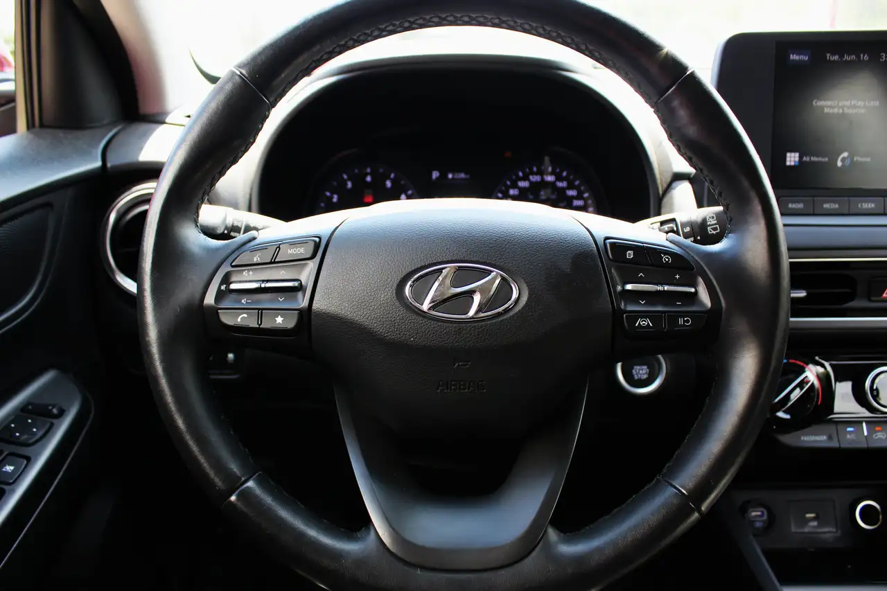 Hyundai KONA снимка Hyundai KONA