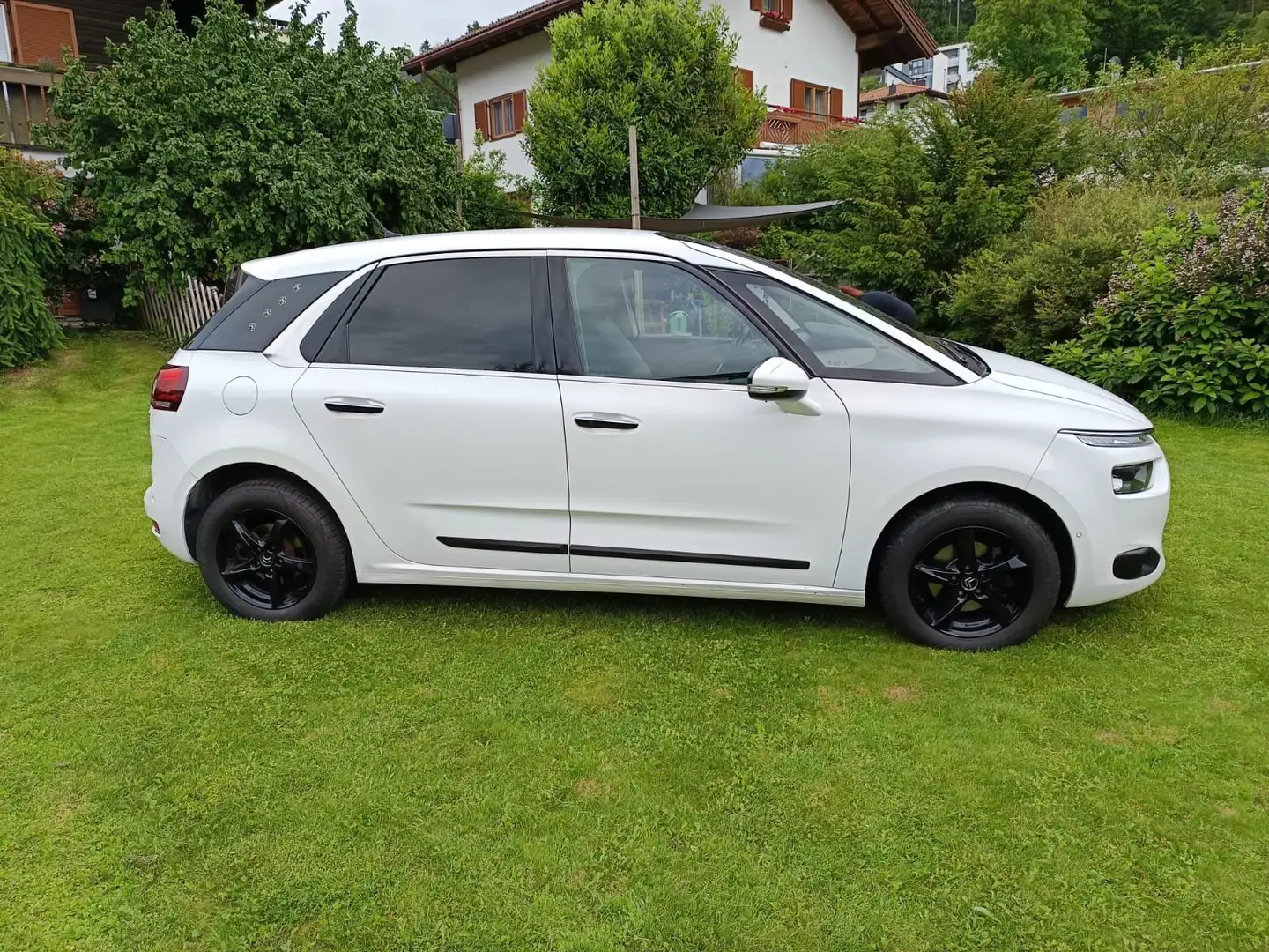 Citroen C4 Picasso C4 Picasso BlueHDi 120 6-Gang Intensive Intensive Weiß - 1