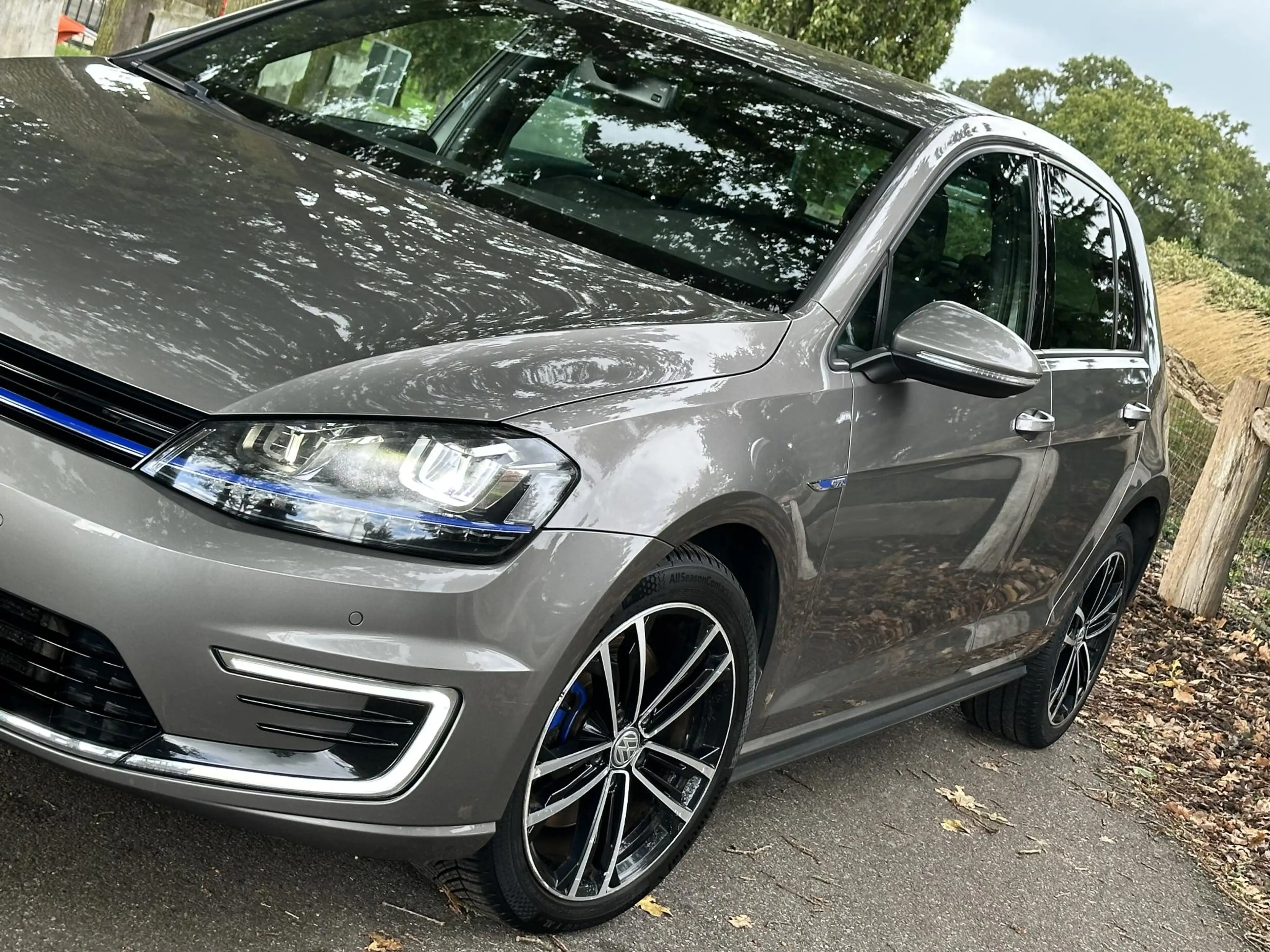 Volkswagen Golf GTE 1.4 TSI — photo 2
