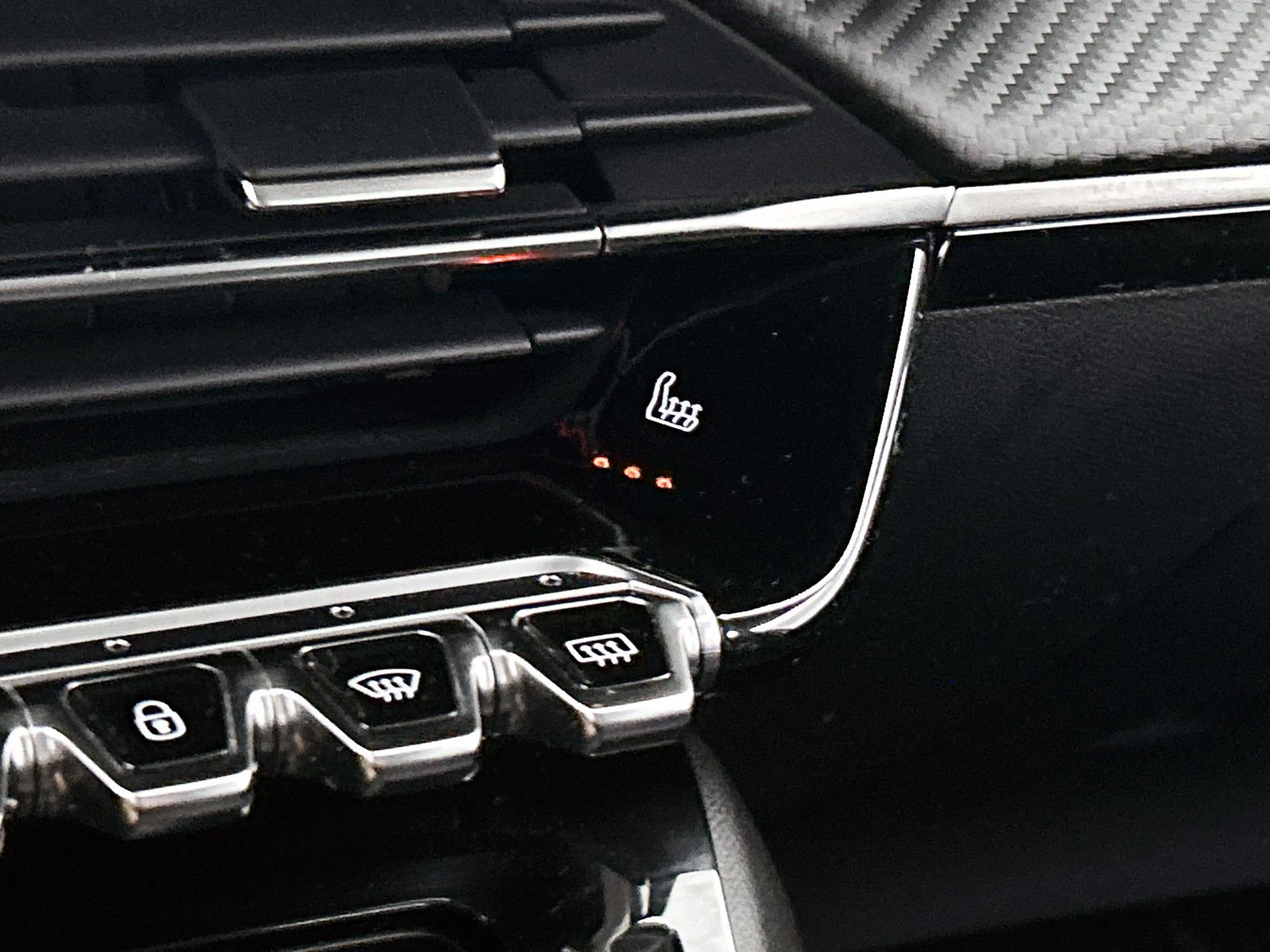 Peugeot 2008 1.2 PureTech Allure | Navigatie | Camera | Lichtme — photo 8