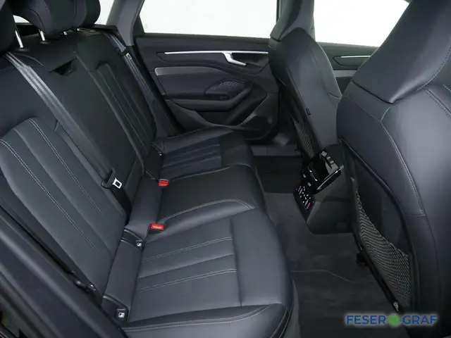 Audi A6 view 8