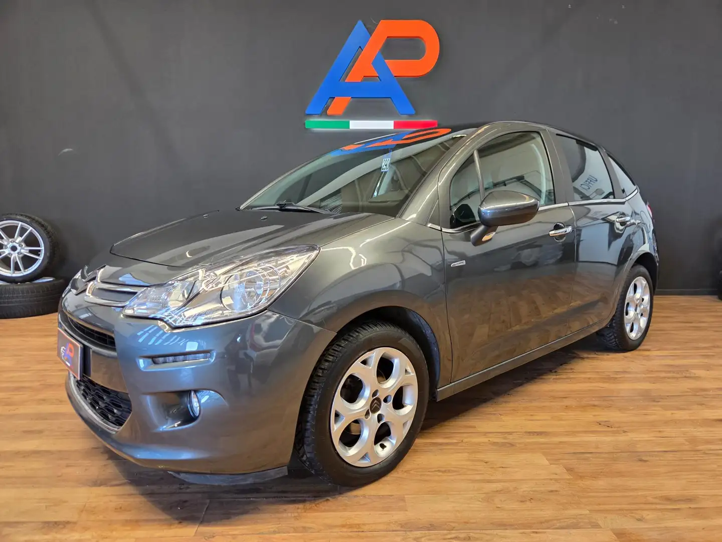 Citroen C3 1.2 puretech Exclusive 82cv E6 Grigio - 1