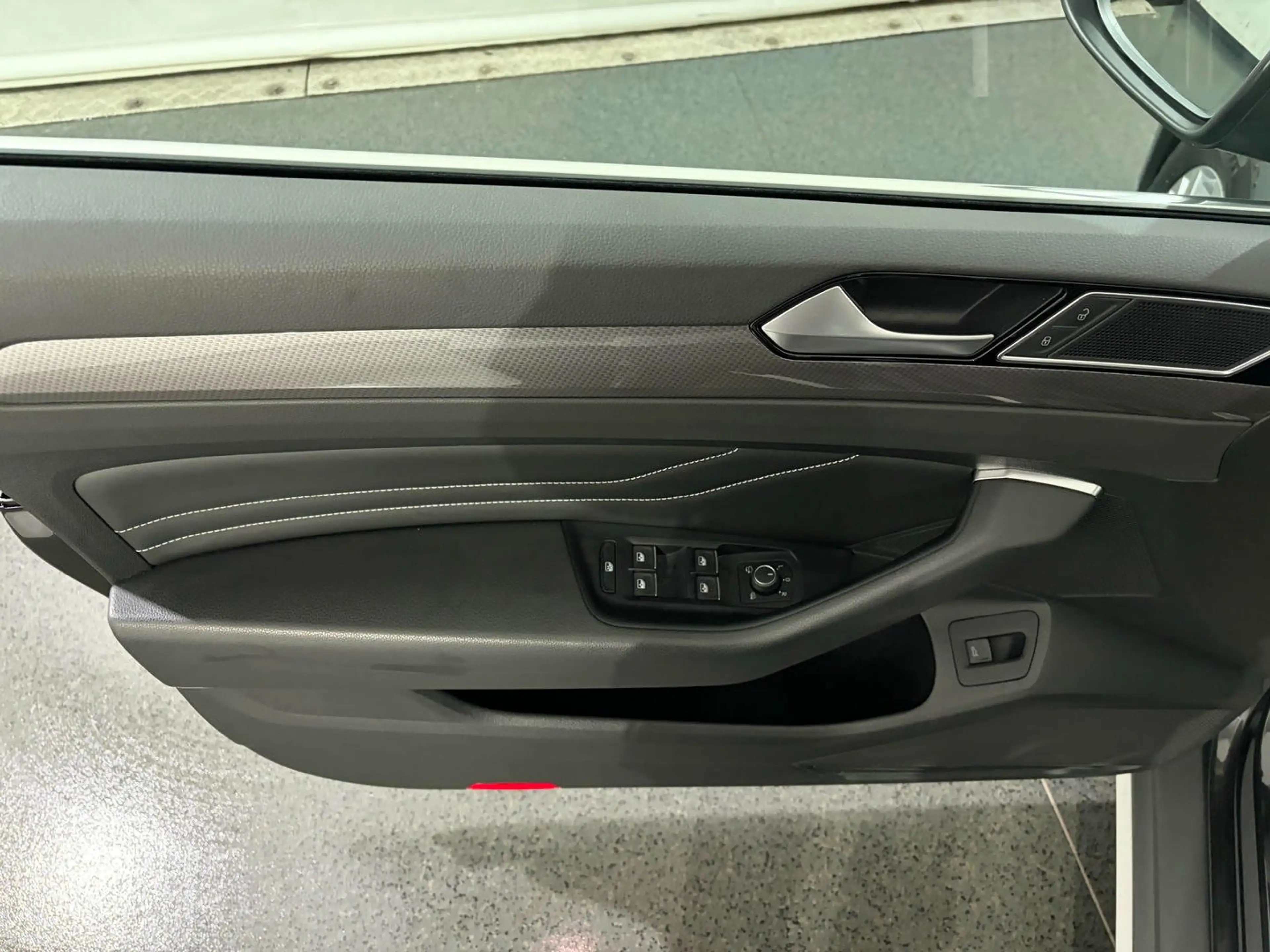 Volkswagen Passat Alltrack 2.0 TDI SCR 4Motion DSG — photo 2