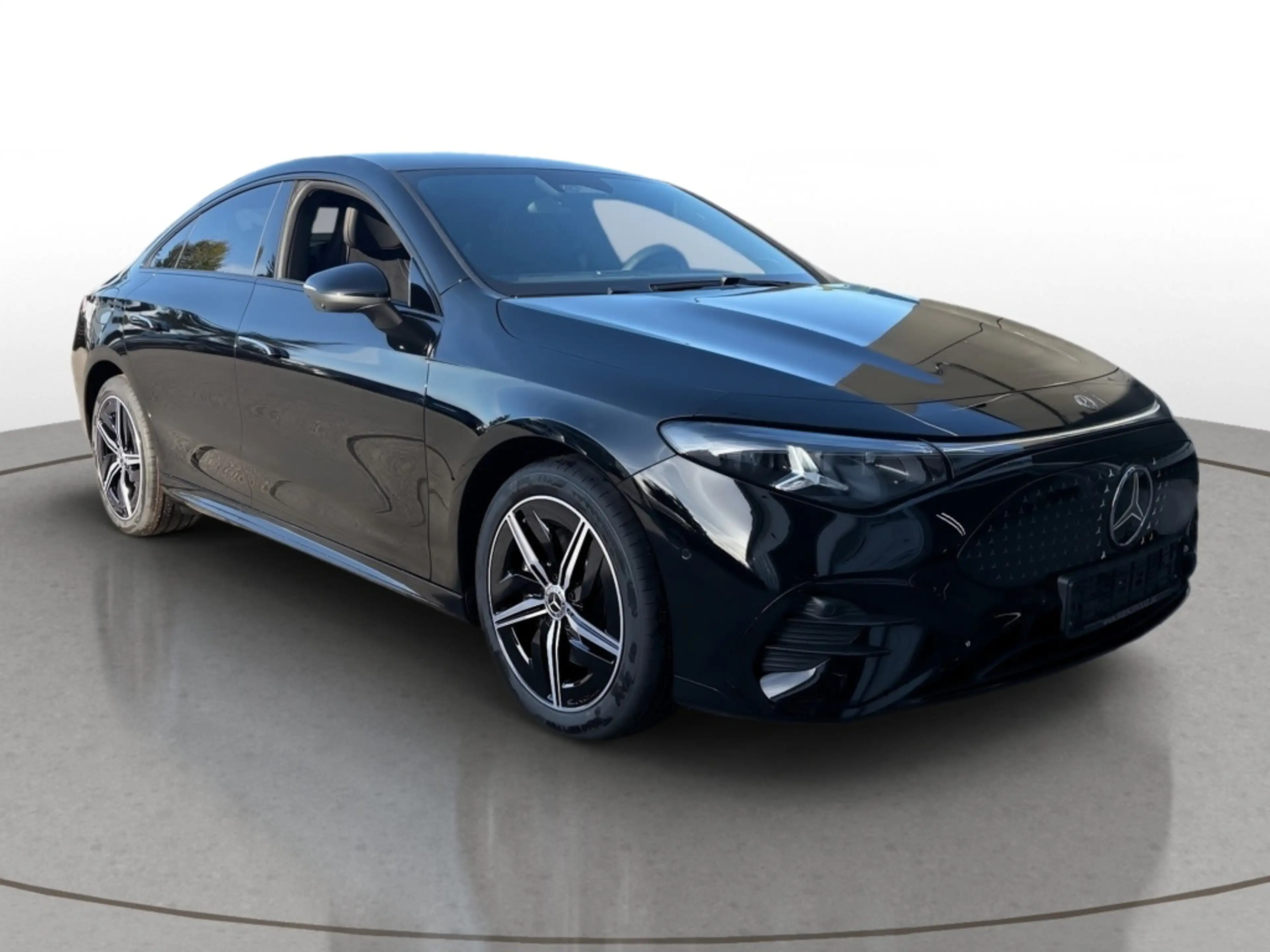 Mercedes-Benz CLA 200 AMG-Line+Night+Pano+DISTRO+KEYLESS+MBeam — photo 4