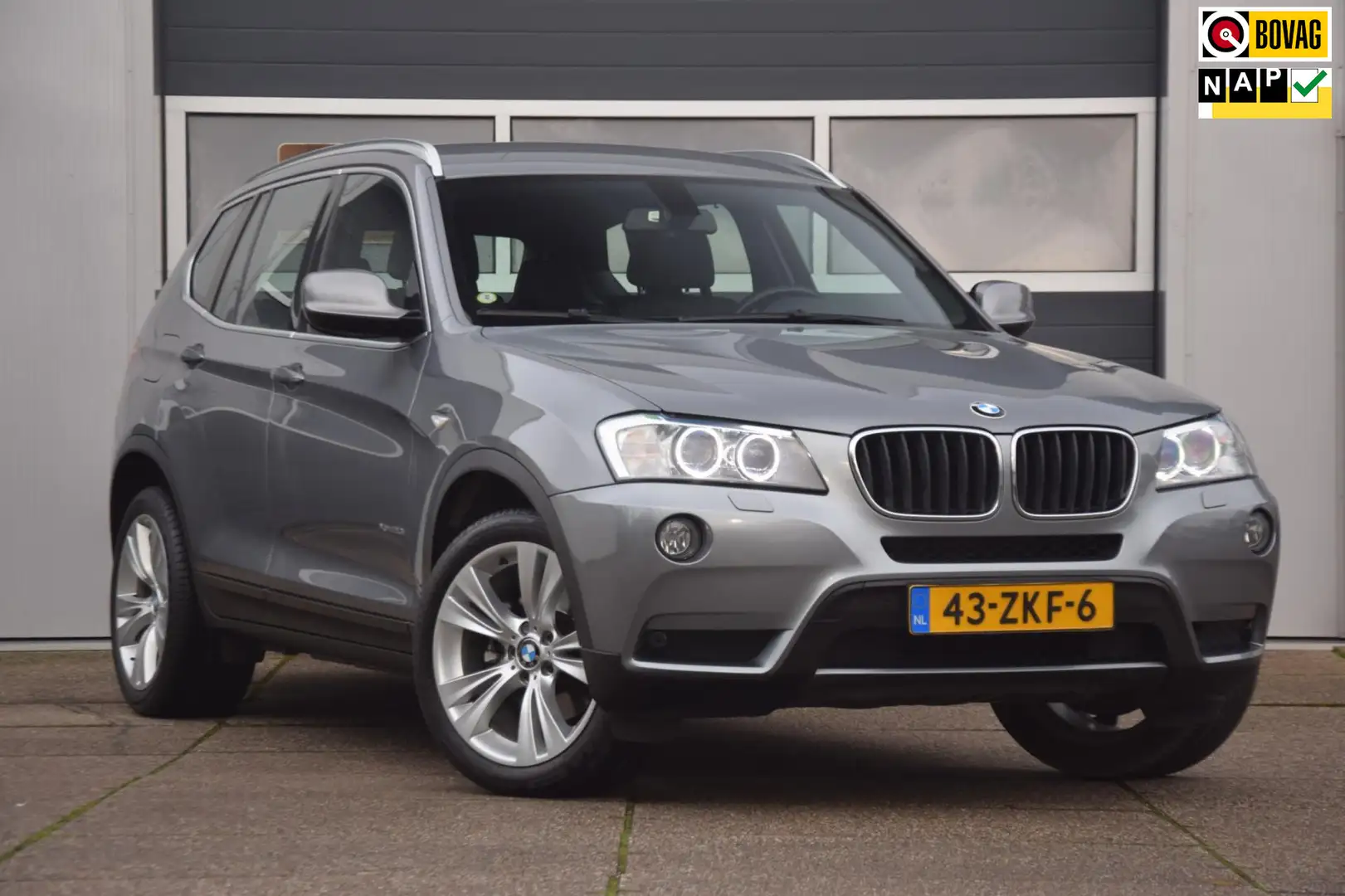 BMW X3 XDrive20i High Executive TREKHAAK/4X4/LEER/SPORTST Gris - 1