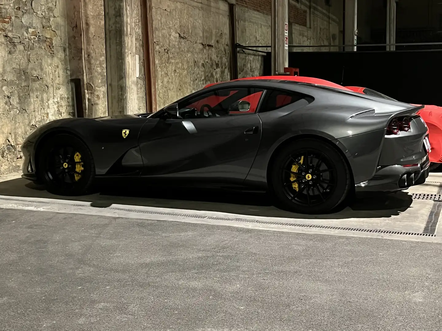 Ferrari 812 Superfast 6.5 dct full carbonio - 2