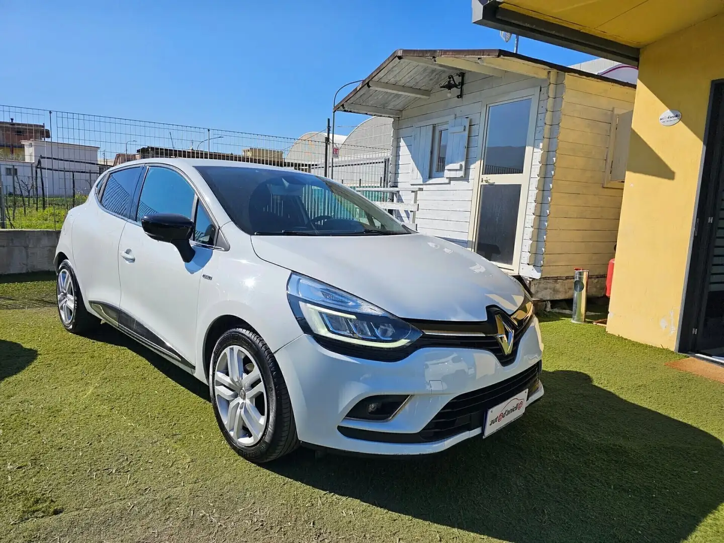 Renault Clio dCi 8V 90 CV 5 porte Duel2 Bianco - 1
