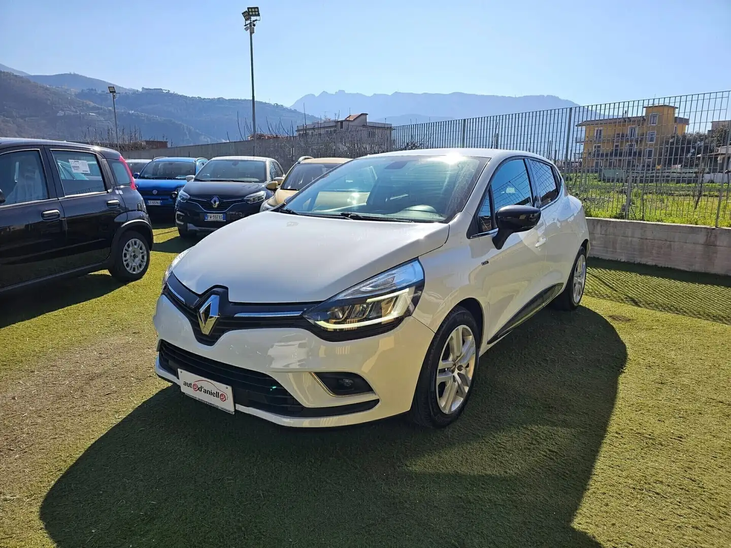 Renault Clio dCi 8V 90 CV 5 porte Duel2 Bianco - 2