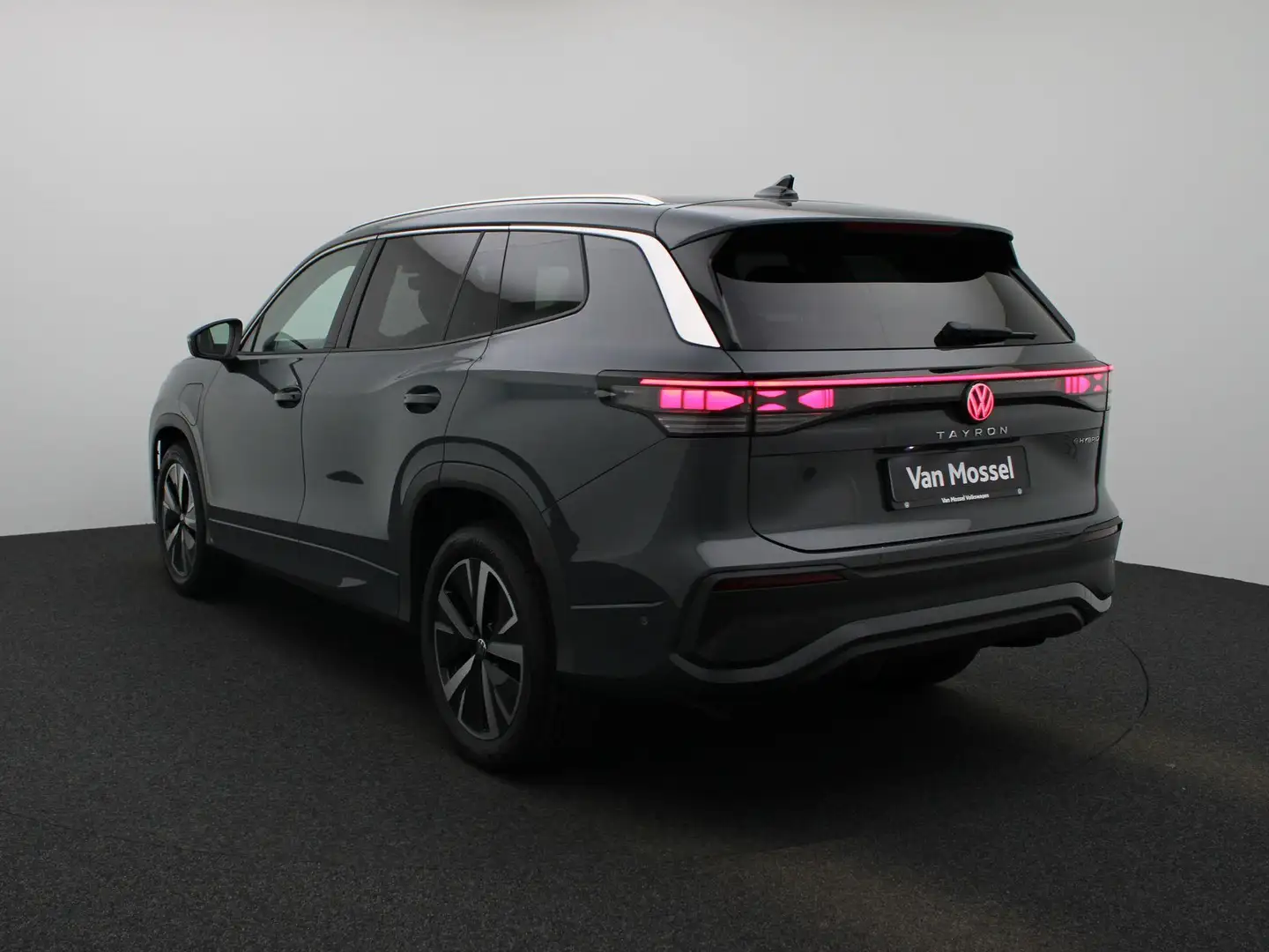 Volkswagen Tayron 1.5 eHybrid Life Edition | Fysieke voorraad auto | Grijs - 2
