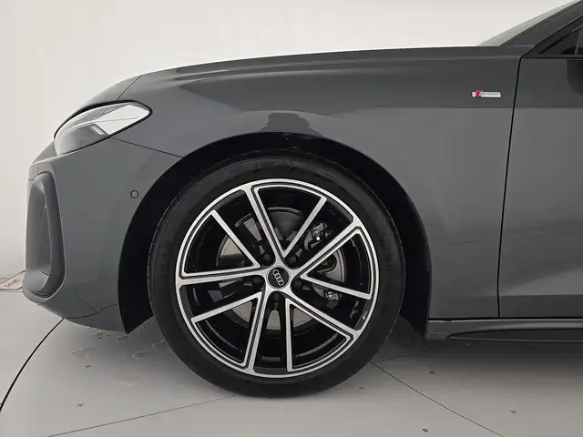 Audi A5 view 8