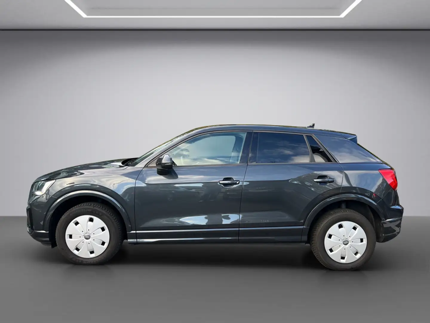 Audi Q2 30 TDI advanced 85kW, AHK, SHZ Grau - 2
