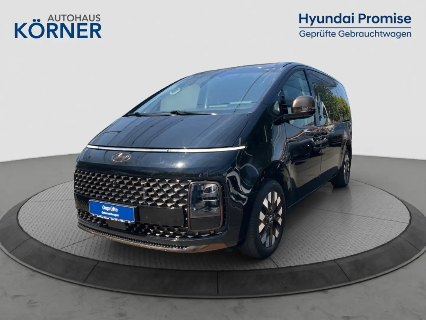 Hyundai STARIA SIGNATURE 2.2 CRDi 8AT *PANO*AHK*SITZKLIMA* Schwarz - 2