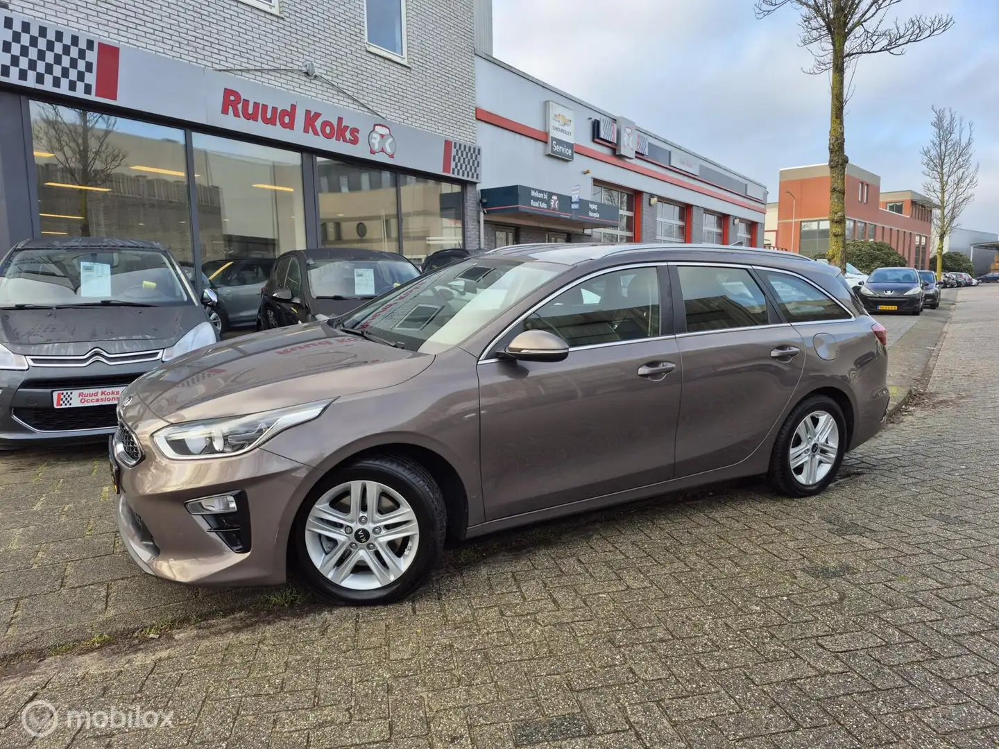 Kia Ceed SW / cee'd SW SPORTSWAGON 1.0 T-GDi DYNAMICLINE / Carplay / Maro - 2