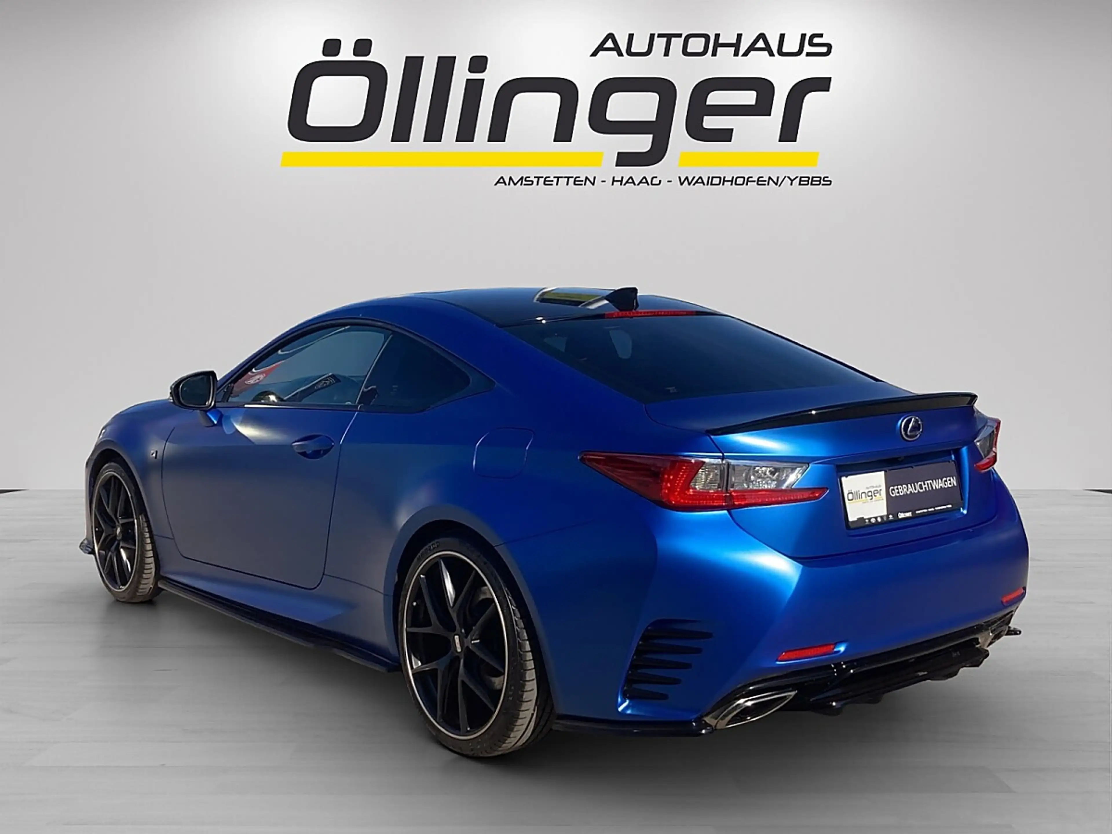 Lexus RC 300h F-Sport — photo 4