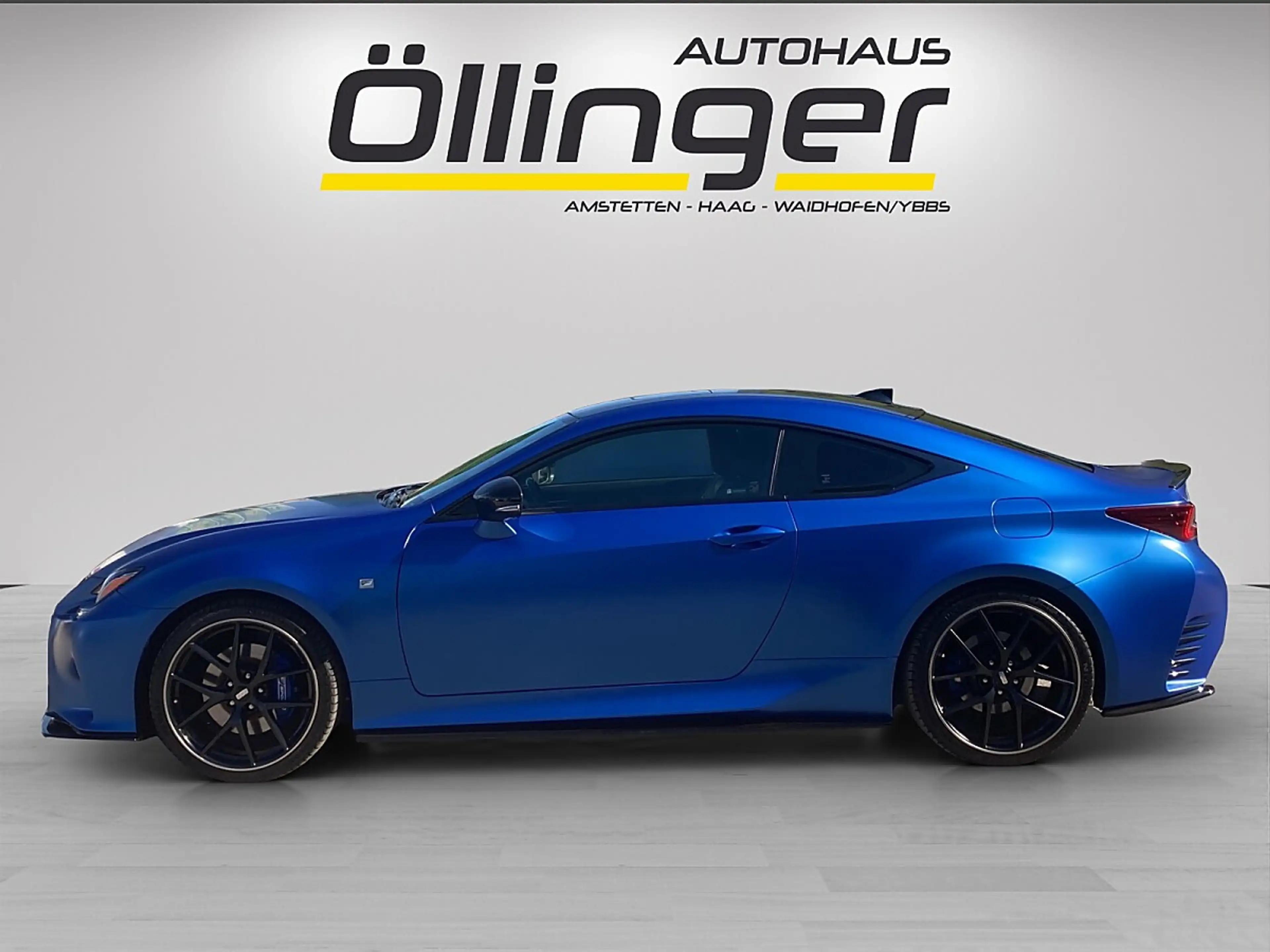 Lexus RC 300h F-Sport — photo 3