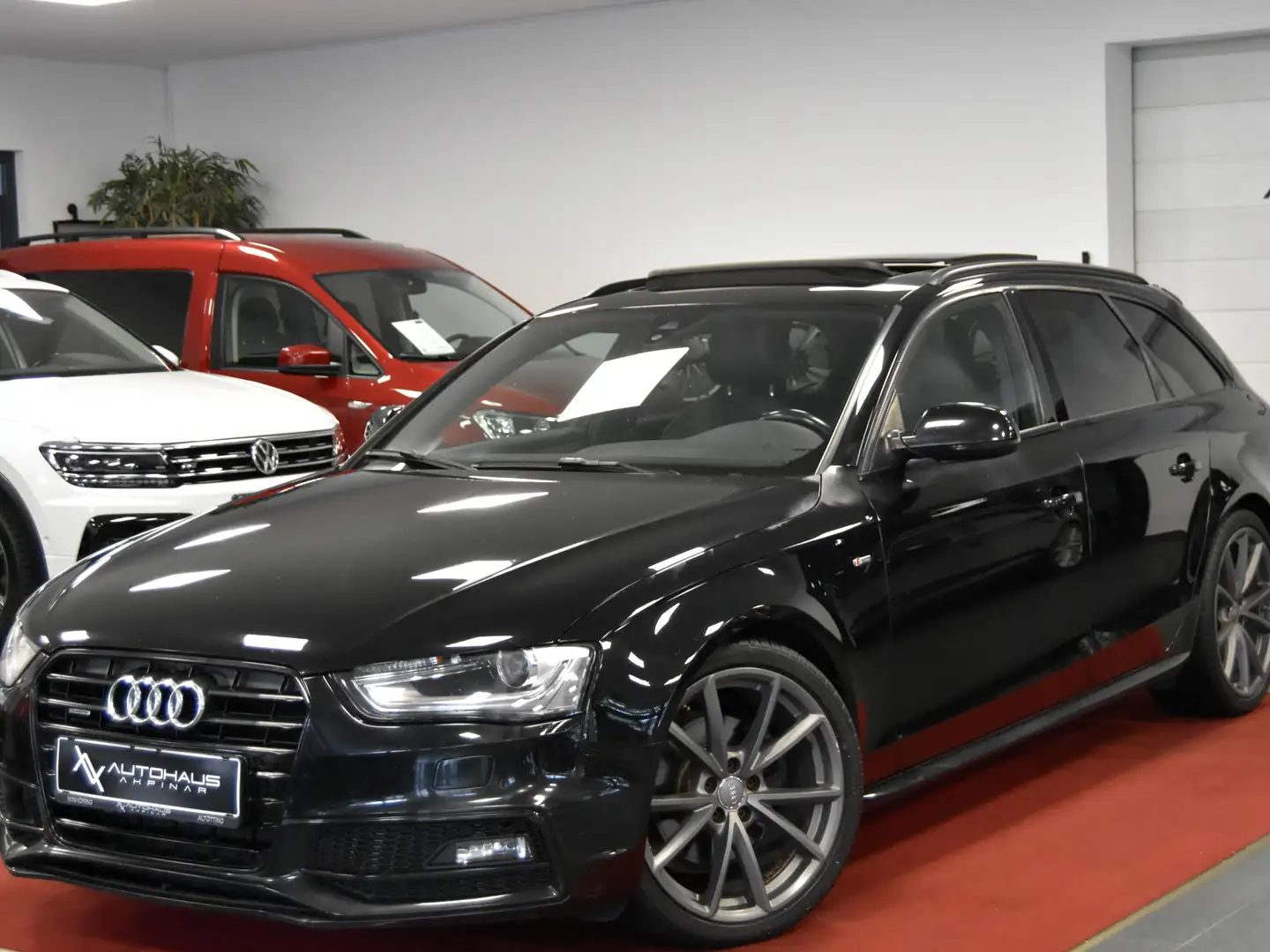 Audi A4 S-LINE/PLUS QUATTRO~ACC~PANO~B&O~XENON~EU6~KEYLESS Schwarz - 1