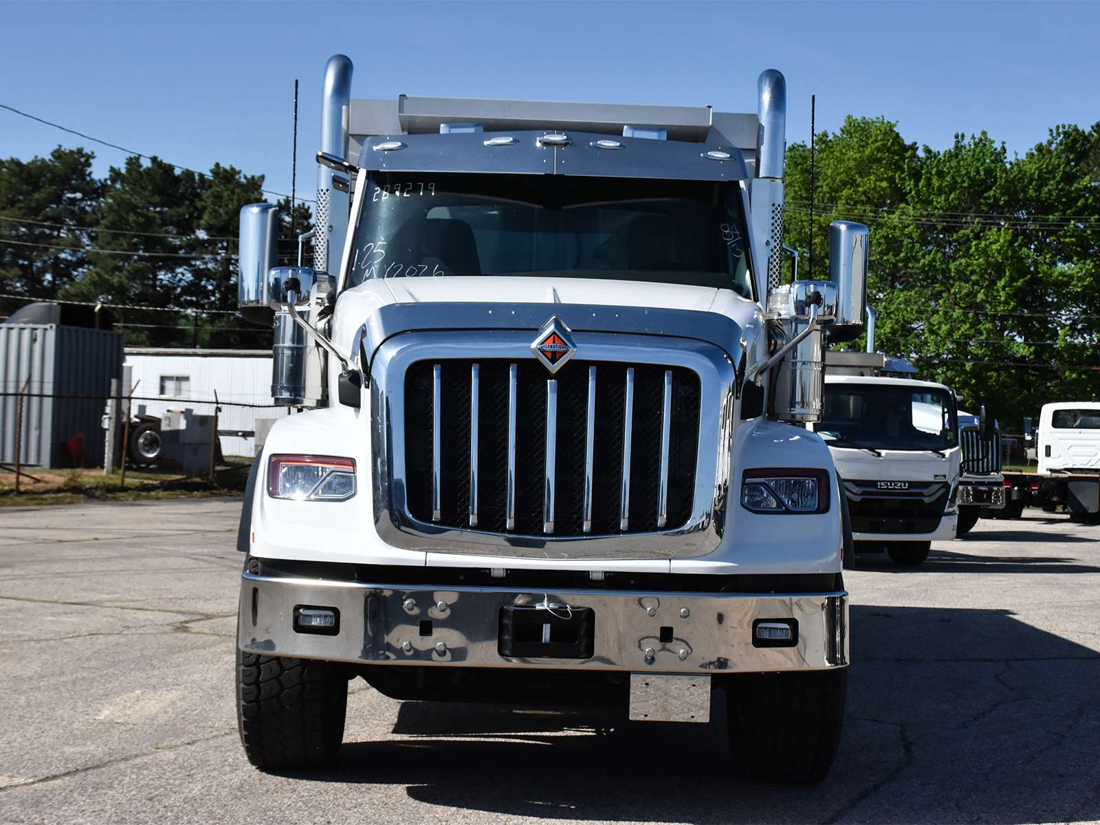 2027 International HX620