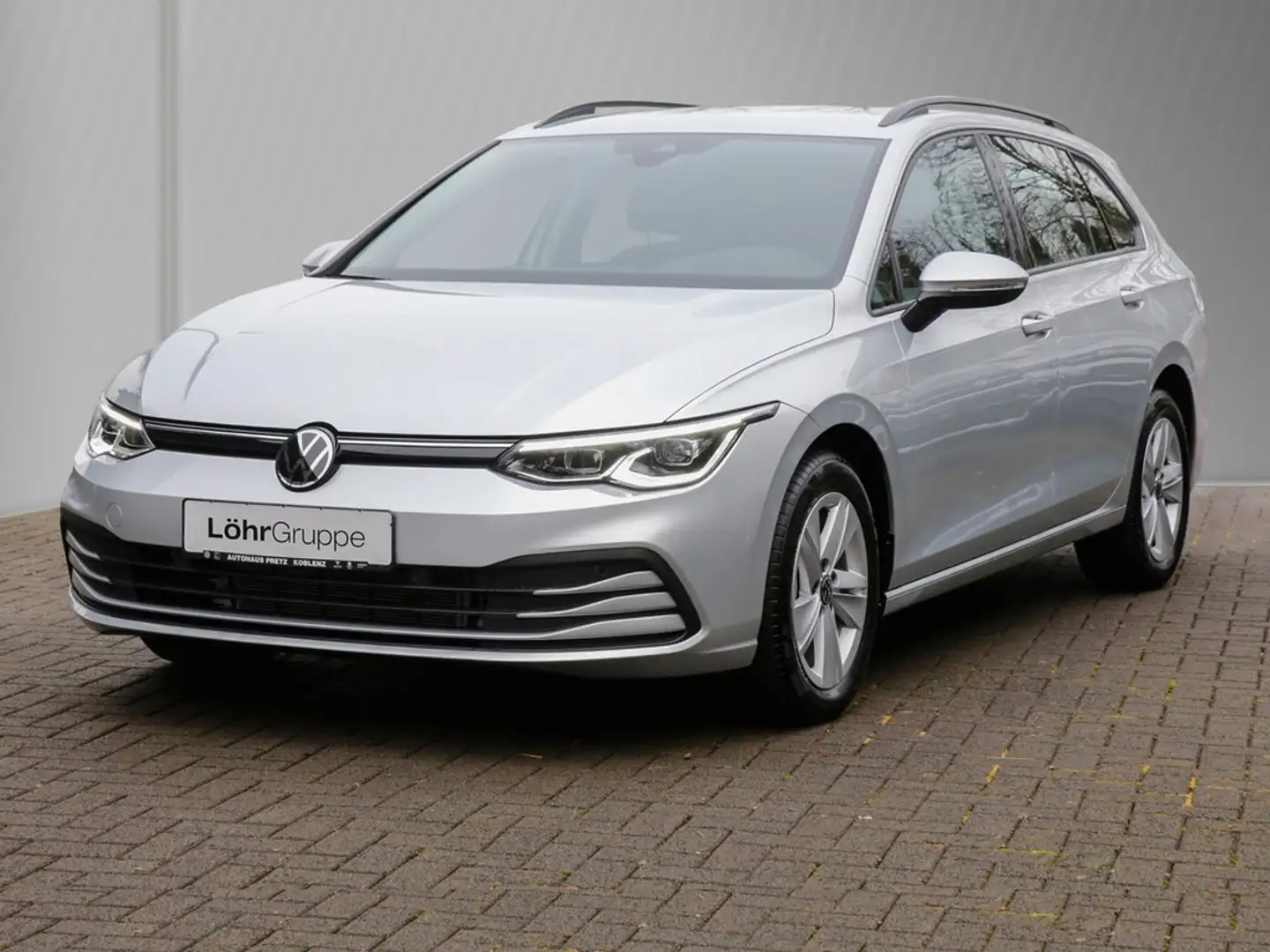 Volkswagen Golf Variant 1.5 eTSI DSG Life AHK, Standhzg., RFK, ACC, Nav... Silber - 2