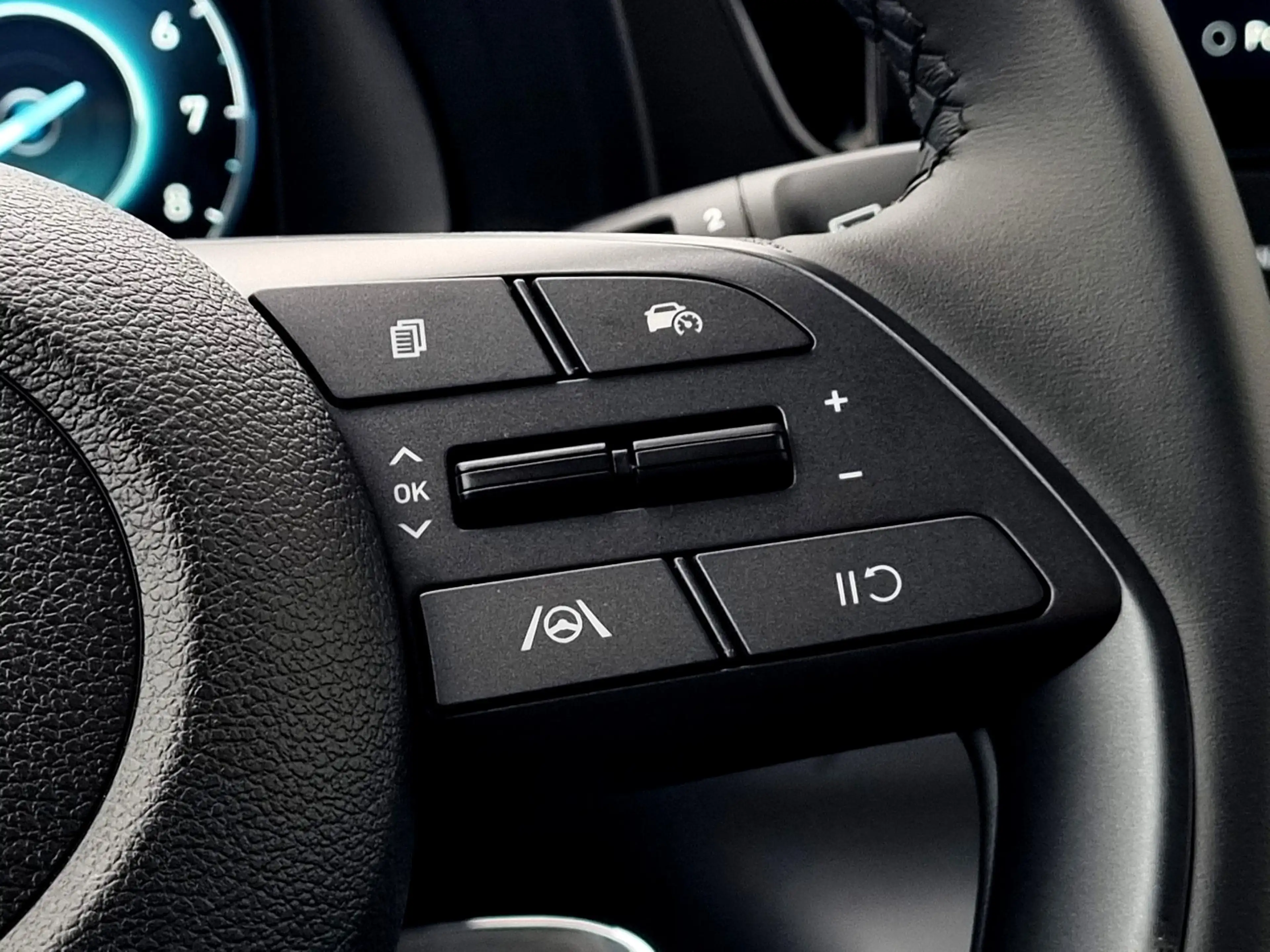 Hyundai BAYON 1.0 T-GDI Comfort / Navigatie / Achteruitrijcamera — photo 17