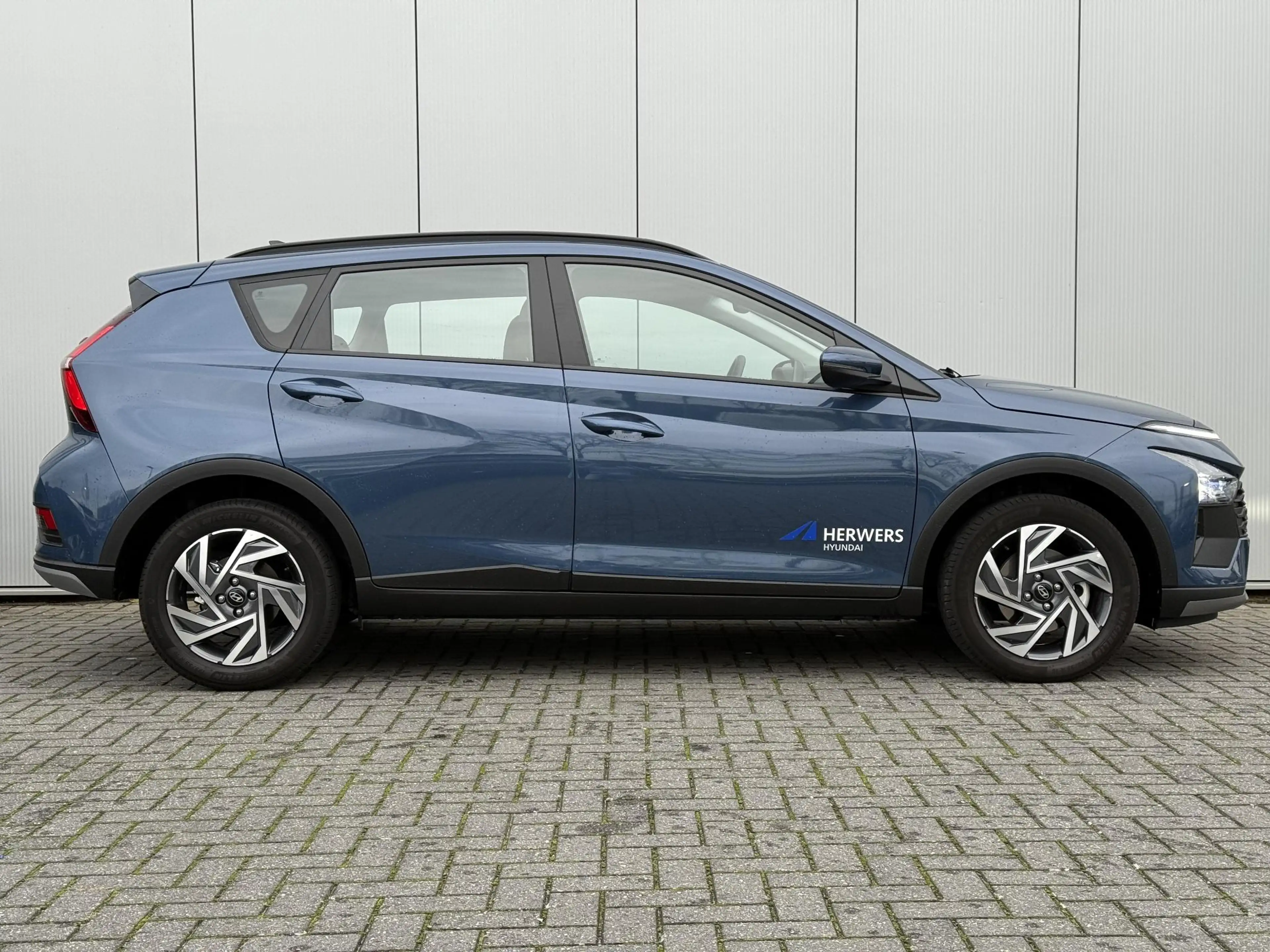 Hyundai BAYON 1.0 T-GDI Comfort / Navigatie / Achteruitrijcamera — photo 22