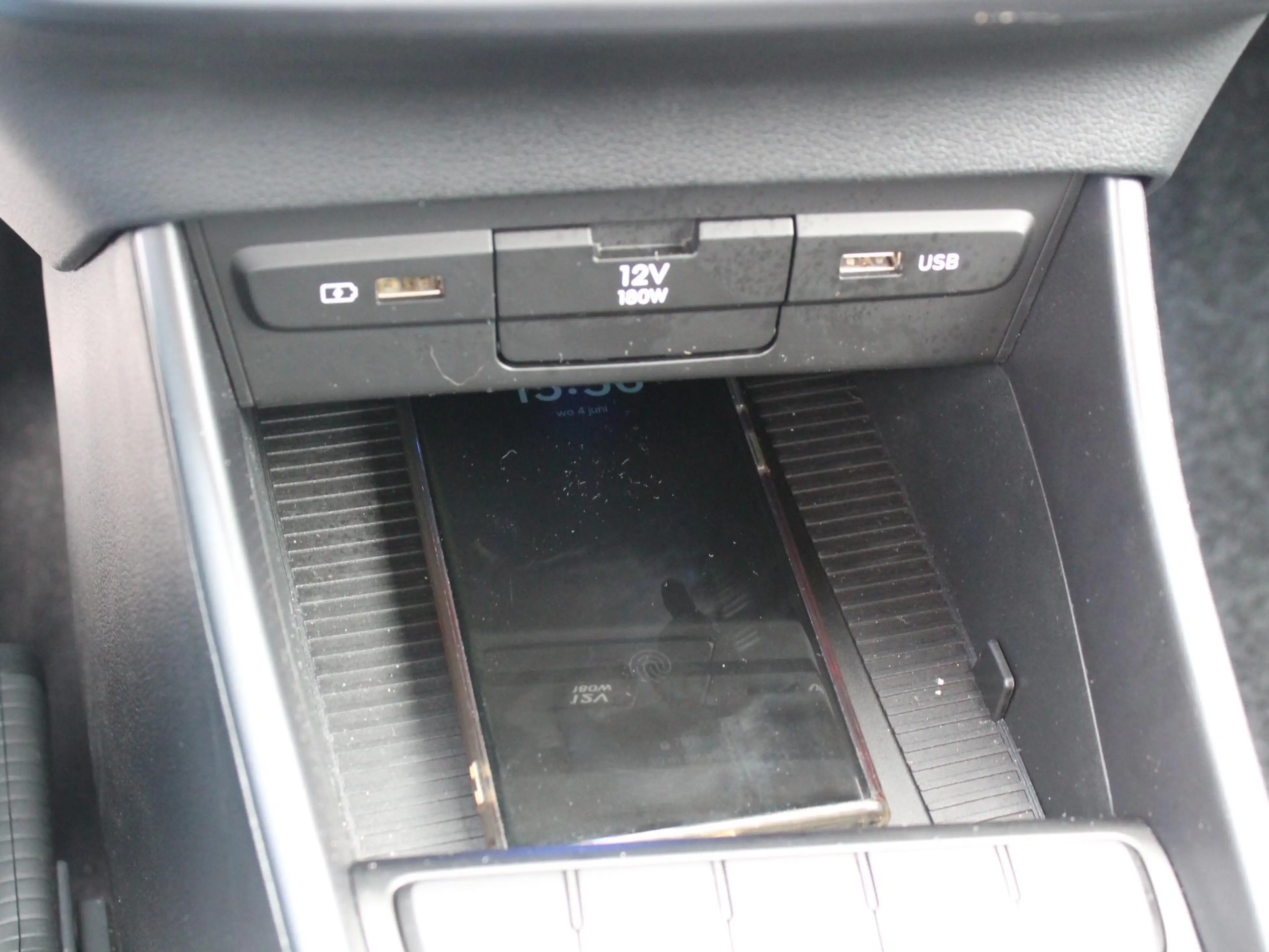 Hyundai BAYON 1.0 T-GDI Comfort / Navigatie / Achteruitrijcamera — photo 27