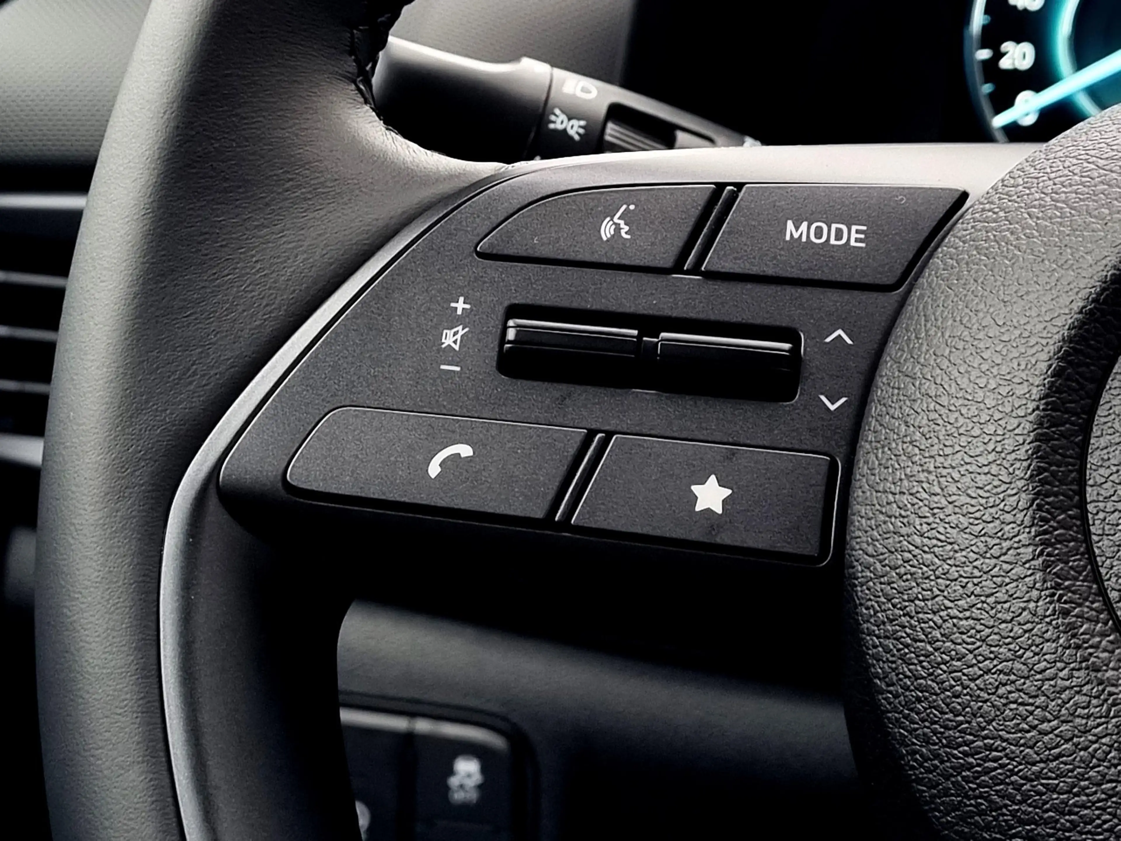 Hyundai BAYON 1.0 T-GDI Comfort / Navigatie / Achteruitrijcamera — photo 8