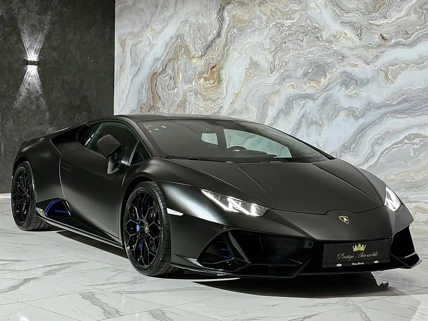 Lamborghini Huracán Evo AWD *1.BESITZ*UNFALLFREI*MwSt*LIFT* Schwarz - 2