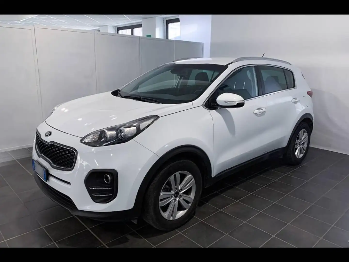 Kia Sportage 1.7 crdi Cool 2wd 115cv Bianco - 1