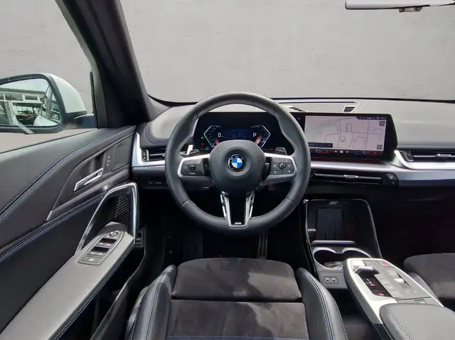 BMW X1 view 4