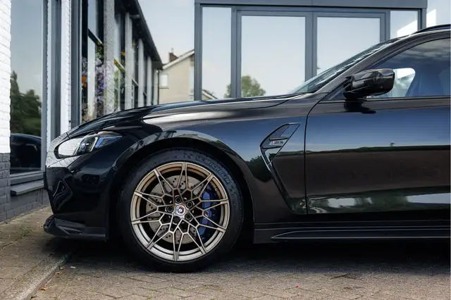 BMW M3 view 11