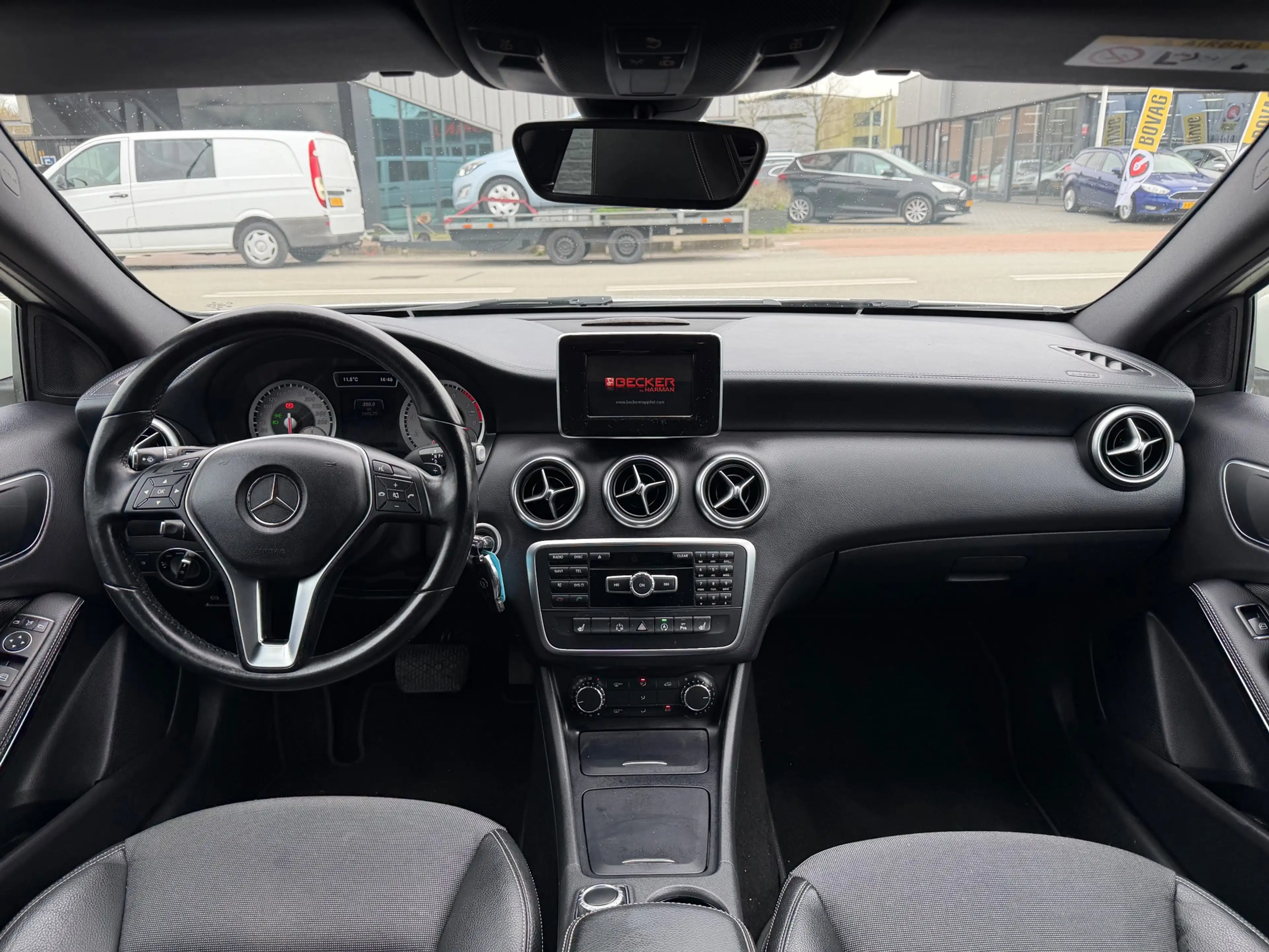 Mercedes-Benz A 180 Prestige Aut/Navi/Cruise/Xzenon/Leer/lichtmetalen — photo 2