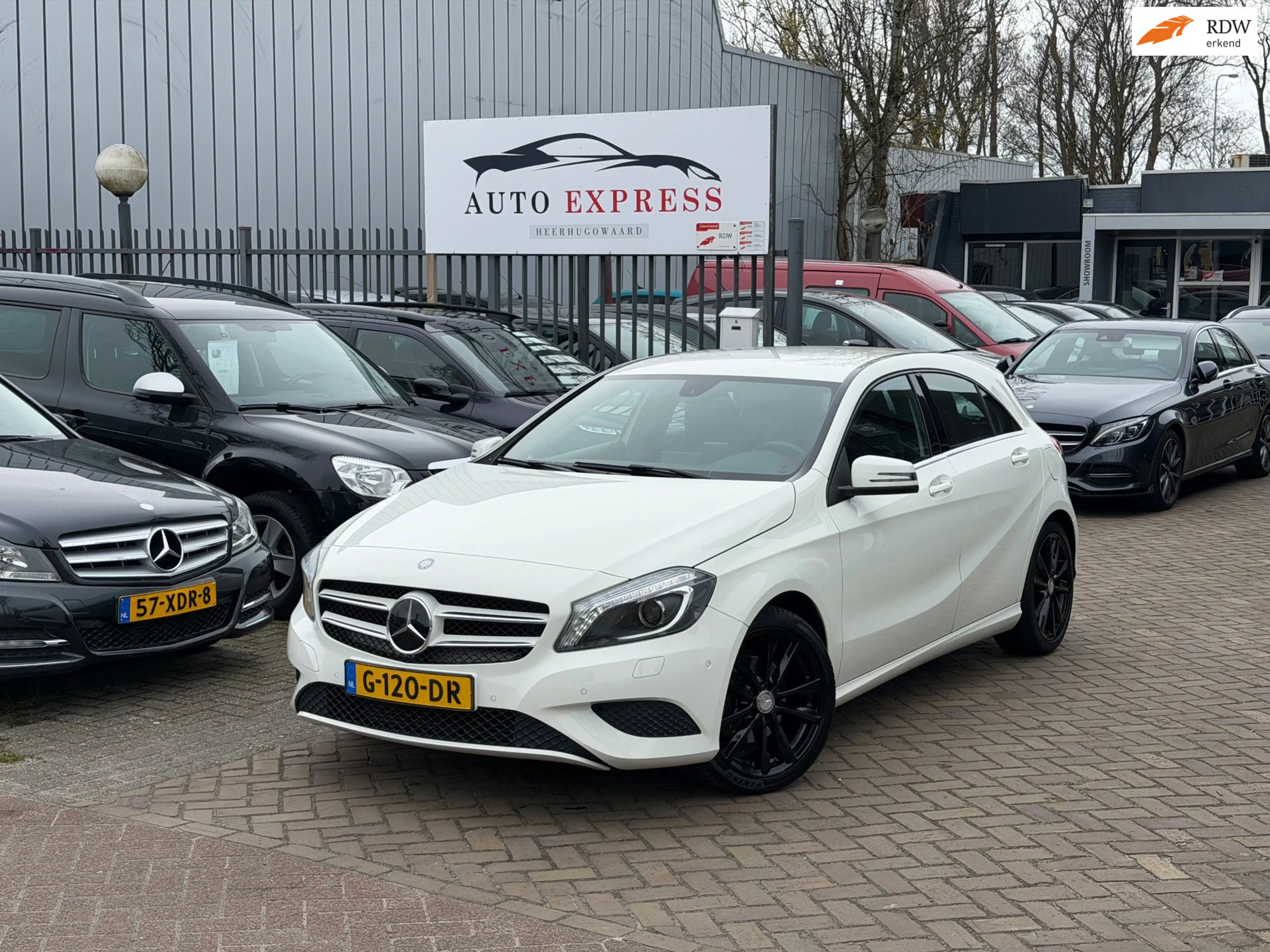 Mercedes-Benz A 180 Prestige Aut/Navi/Cruise/Xzenon/Leer/lichtmetalen